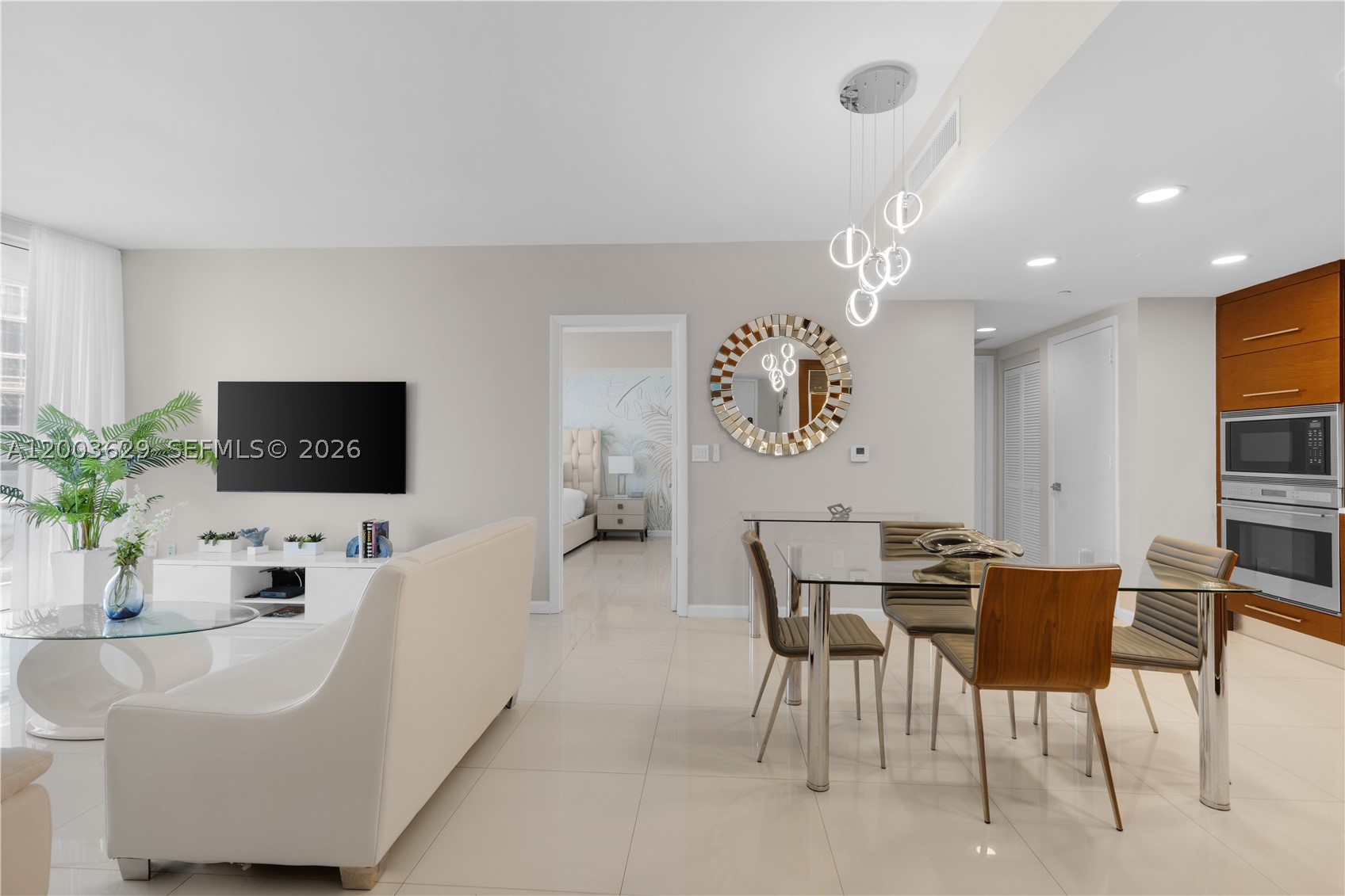 485 Brickell Ave 4501 Property Photo 4