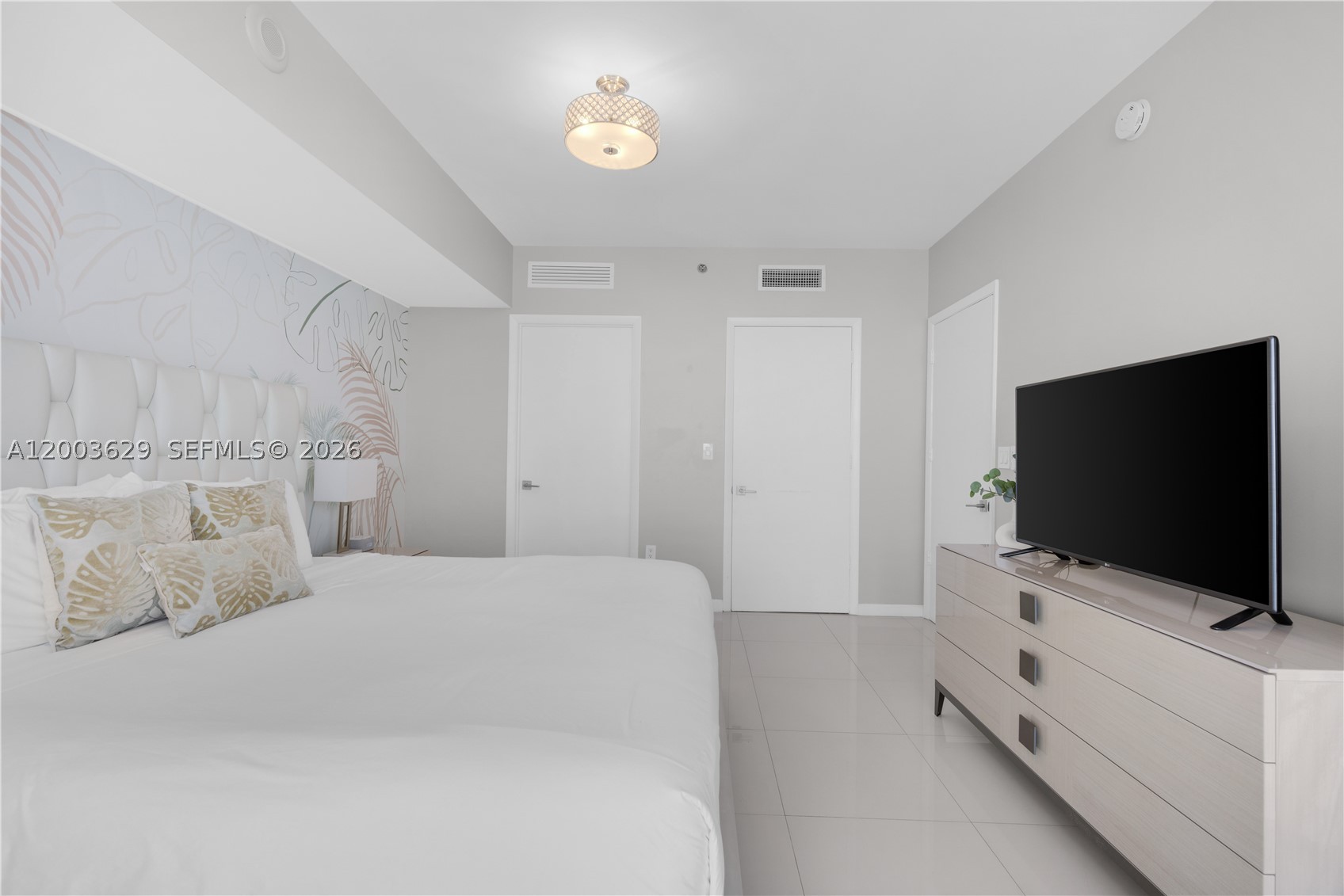 485 Brickell Ave 4501 Property Photo 17