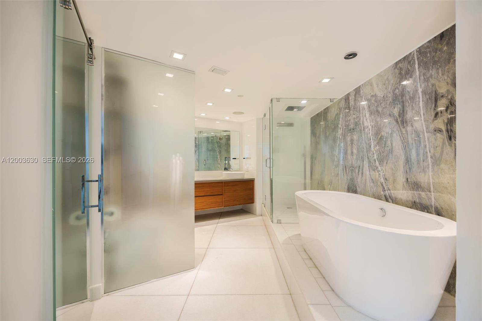 2127 Brickell Ave 1805 Property Photo 17