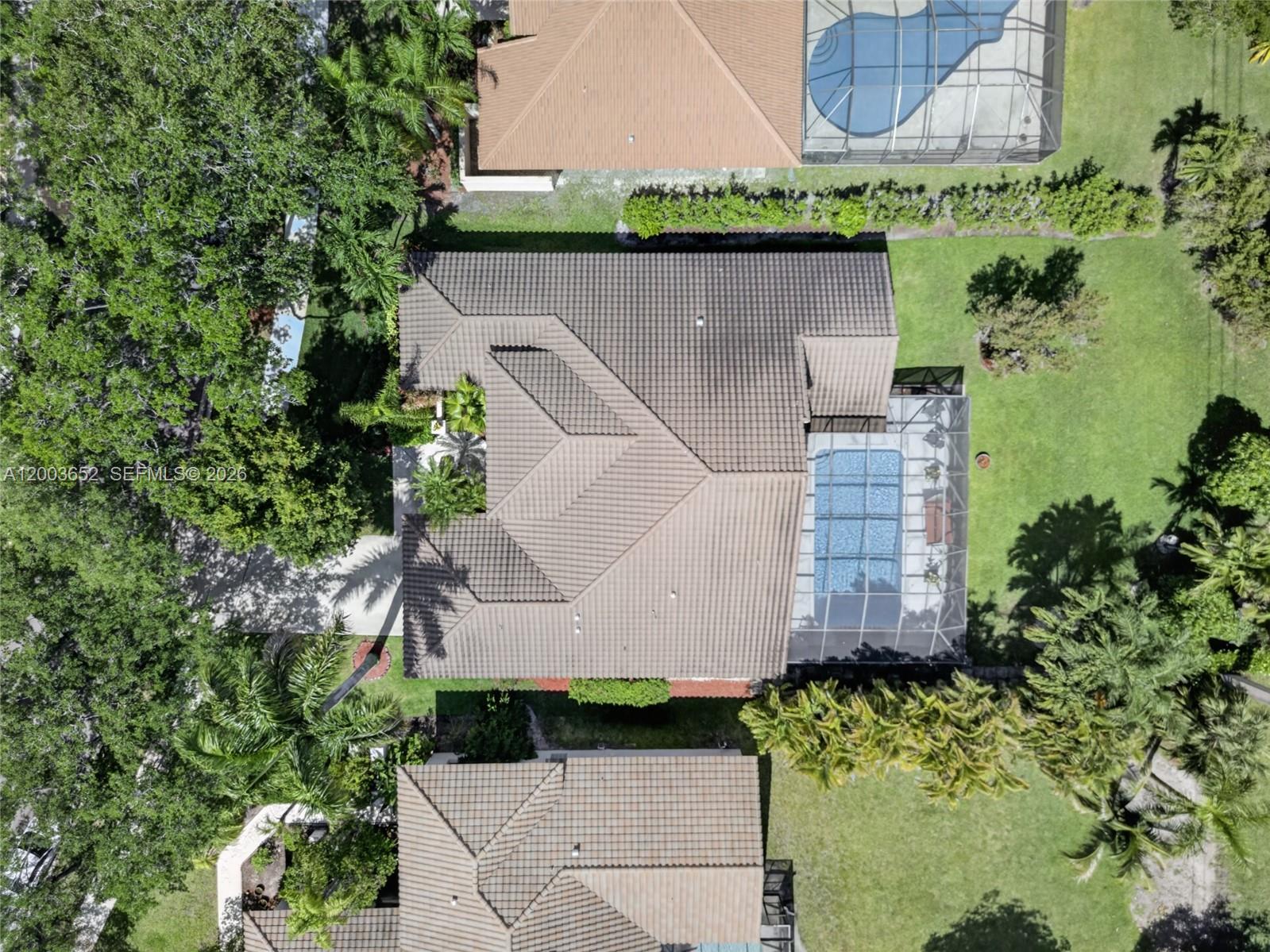 1025 Creekford Dr Property Photo 71