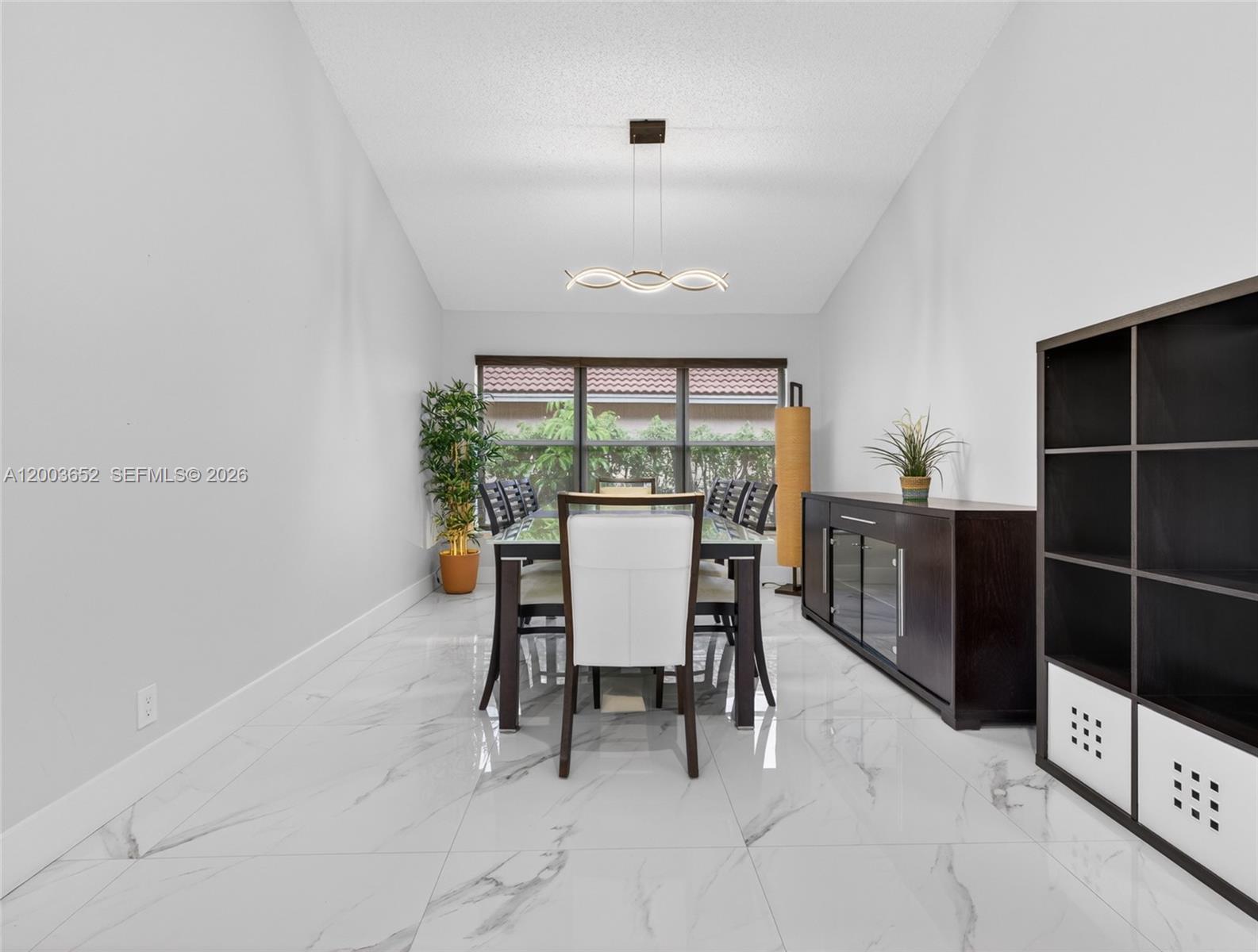 1025 Creekford Dr Property Photo 78