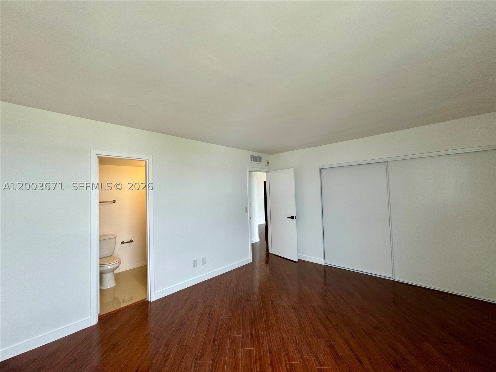 2020 Ne 135th St 810 Property Photo 11