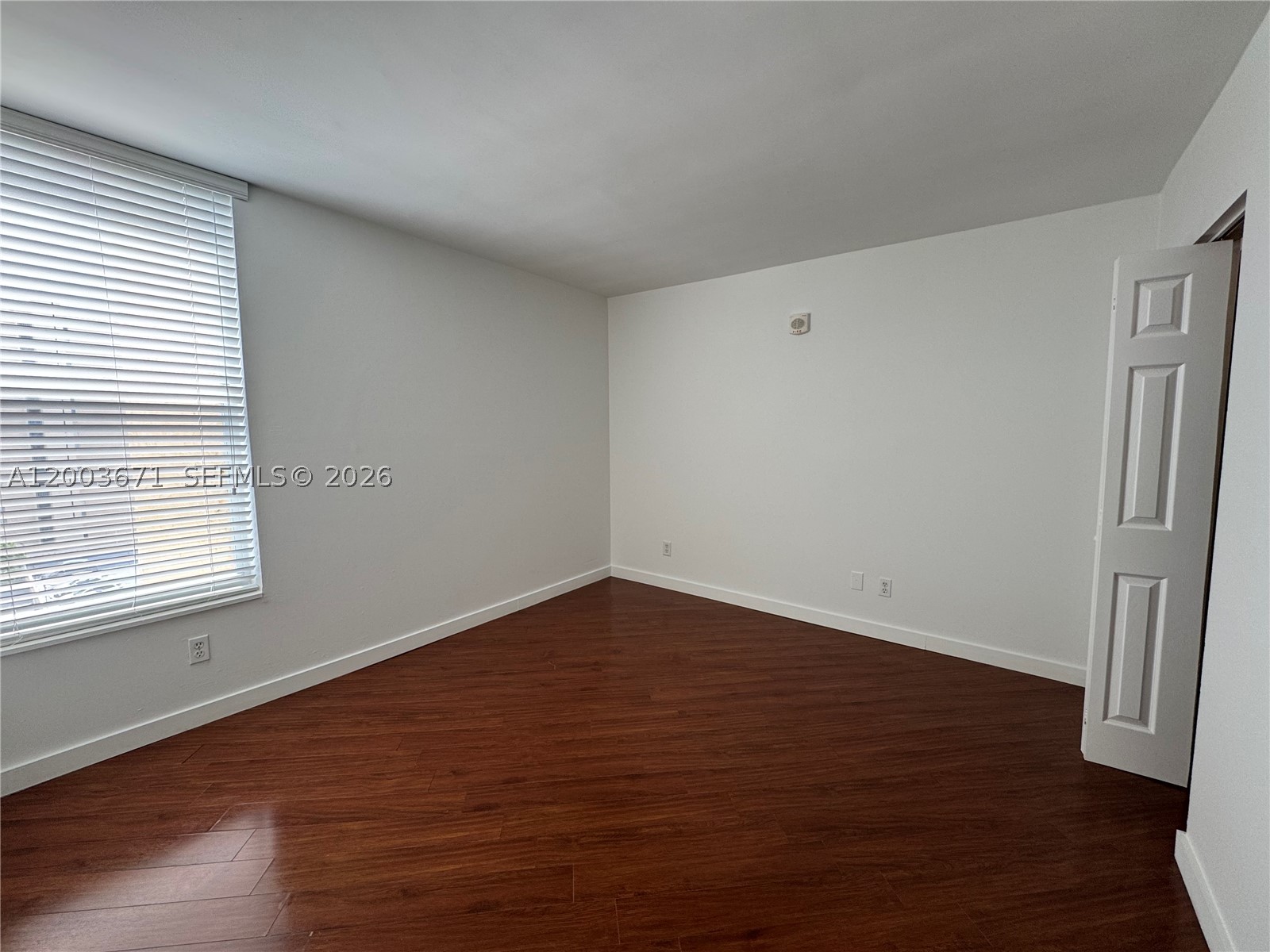 2020 Ne 135th St 810 Property Photo 13