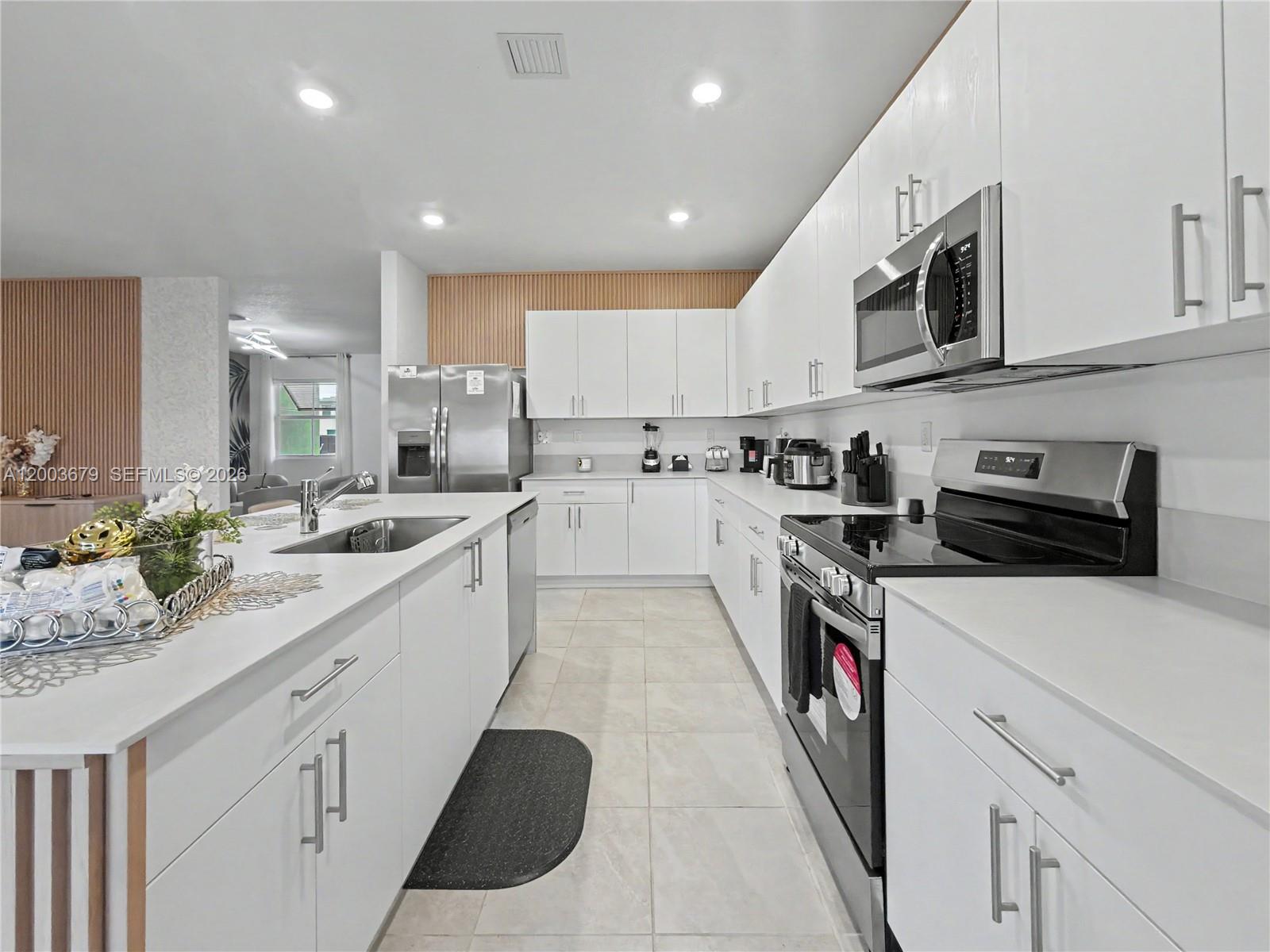 13218 Sw 189th Ter Property Photo 4
