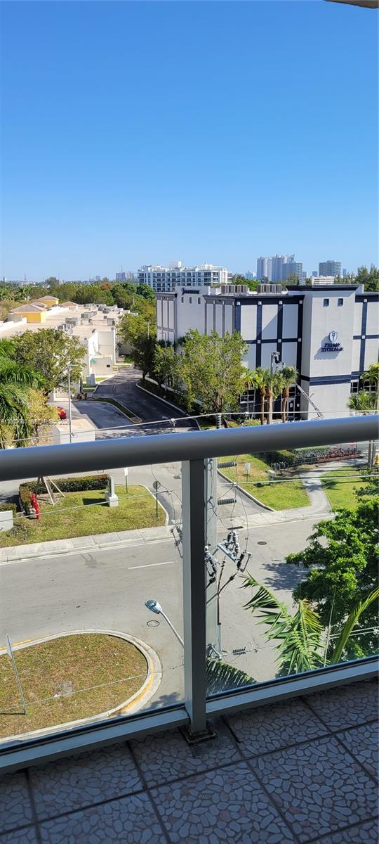 13499 Biscayne Blvd 511 Property Photo 1