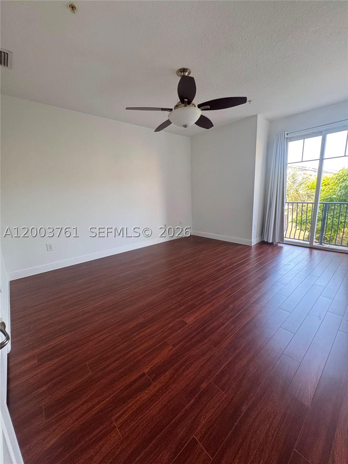 556 Nw 39th Cir Property Photo 11