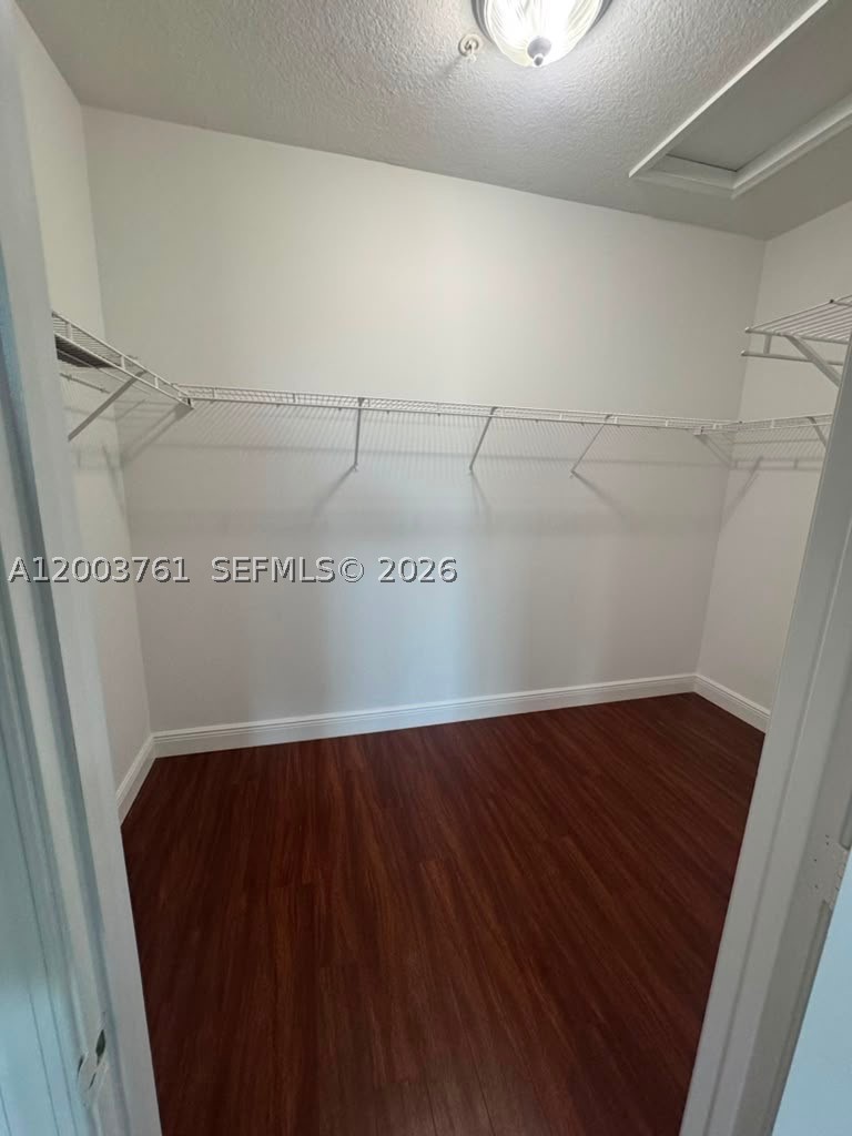 556 Nw 39th Cir Property Photo 18