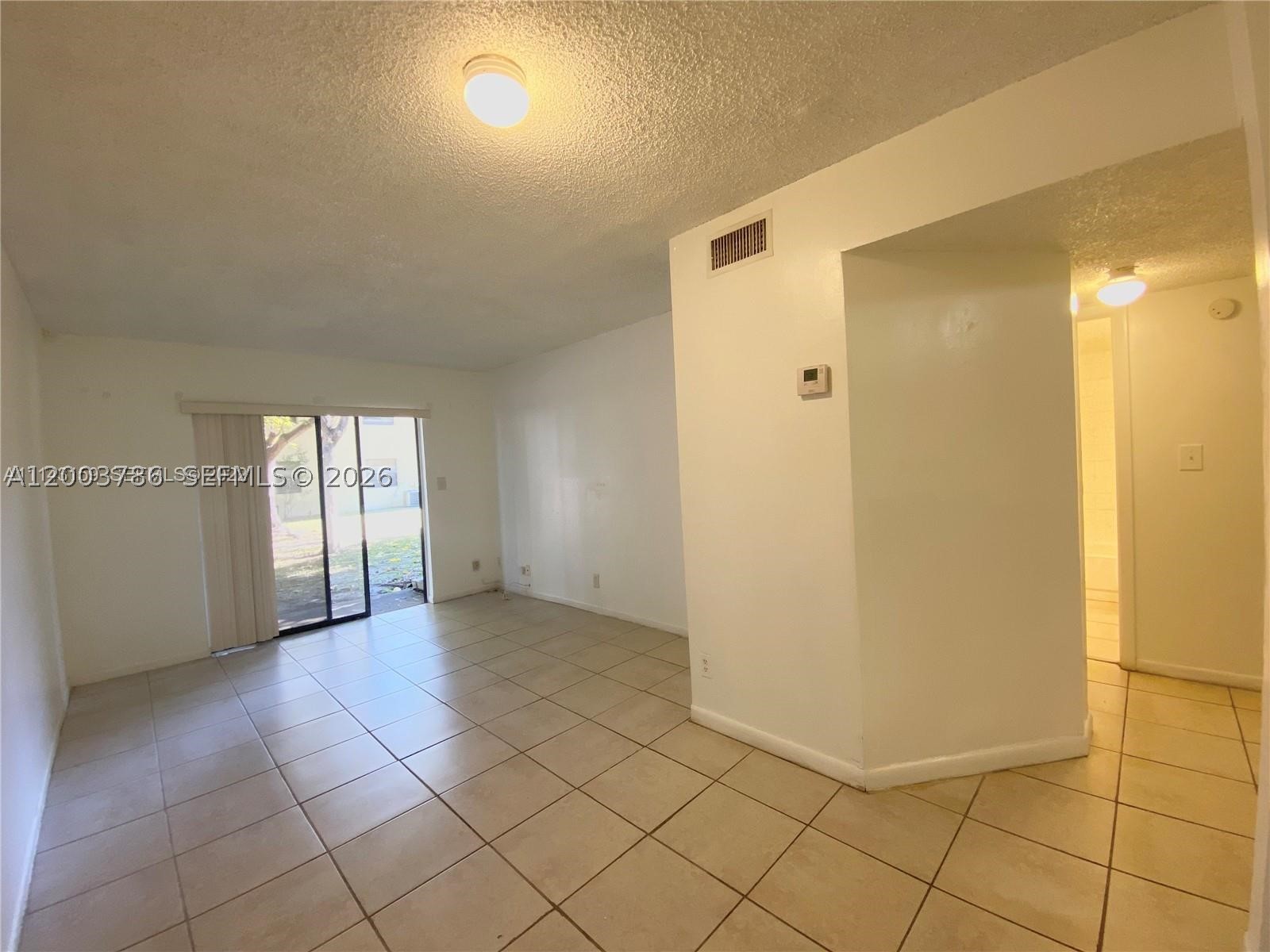 4033 Lakeside Dr 4033 Property Photo 11