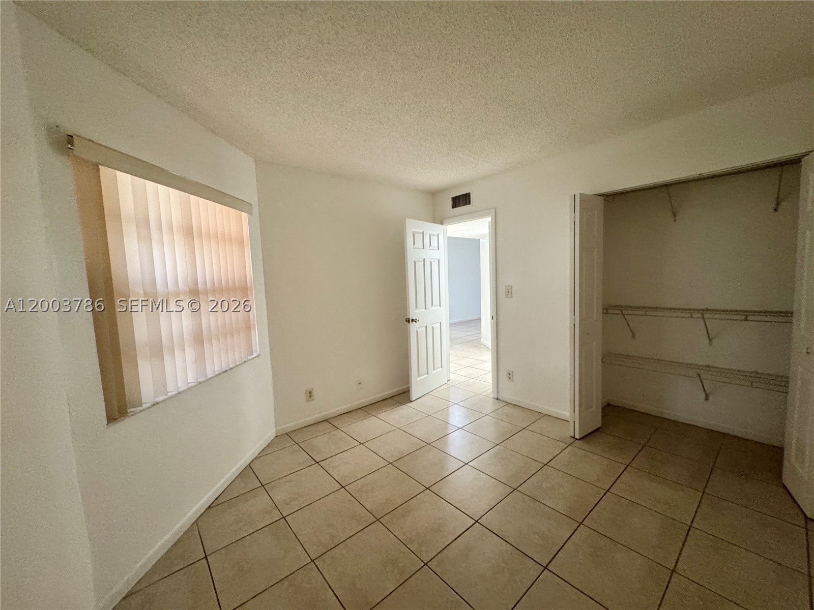 4033 Lakeside Dr 4033 Property Photo 17