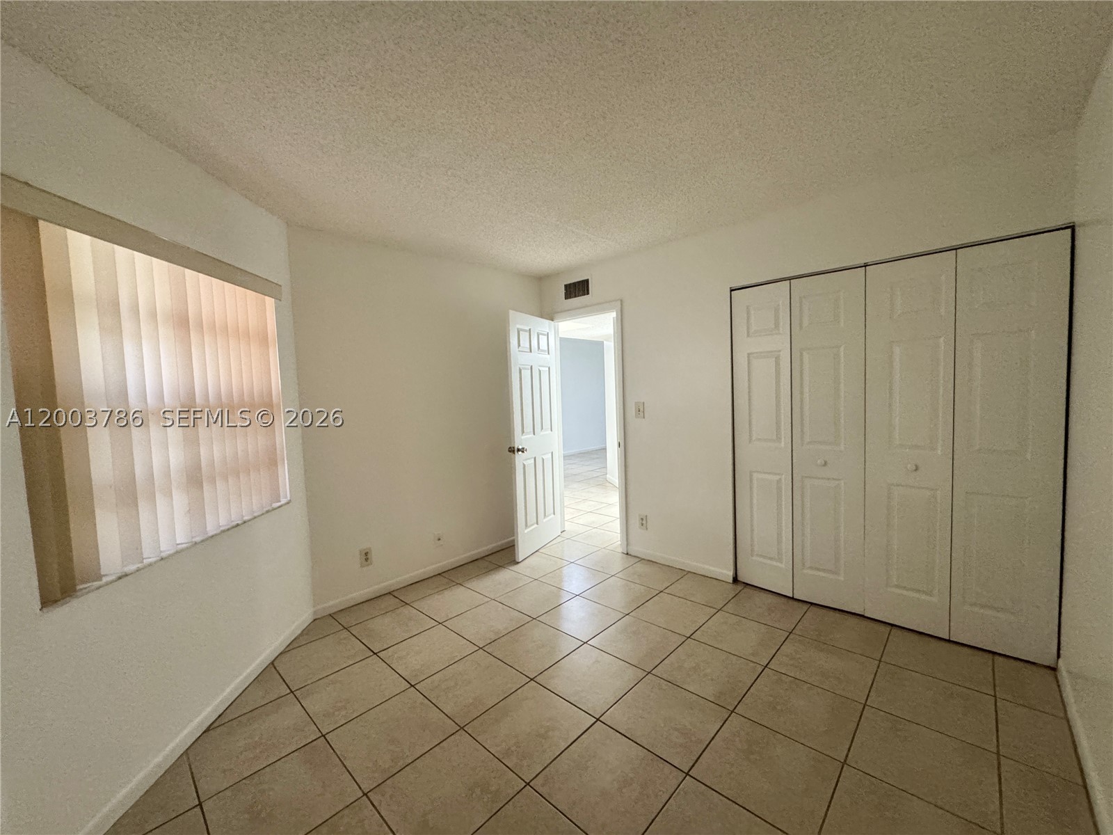4033 Lakeside Dr 4033 Property Photo 20
