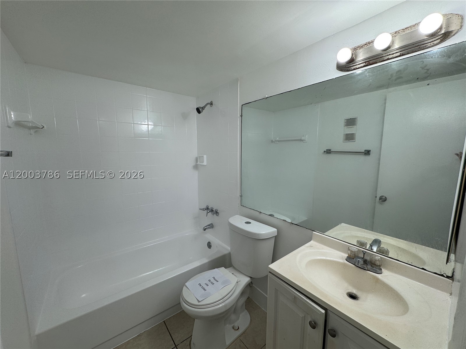 4033 Lakeside Dr 4033 Property Photo 22