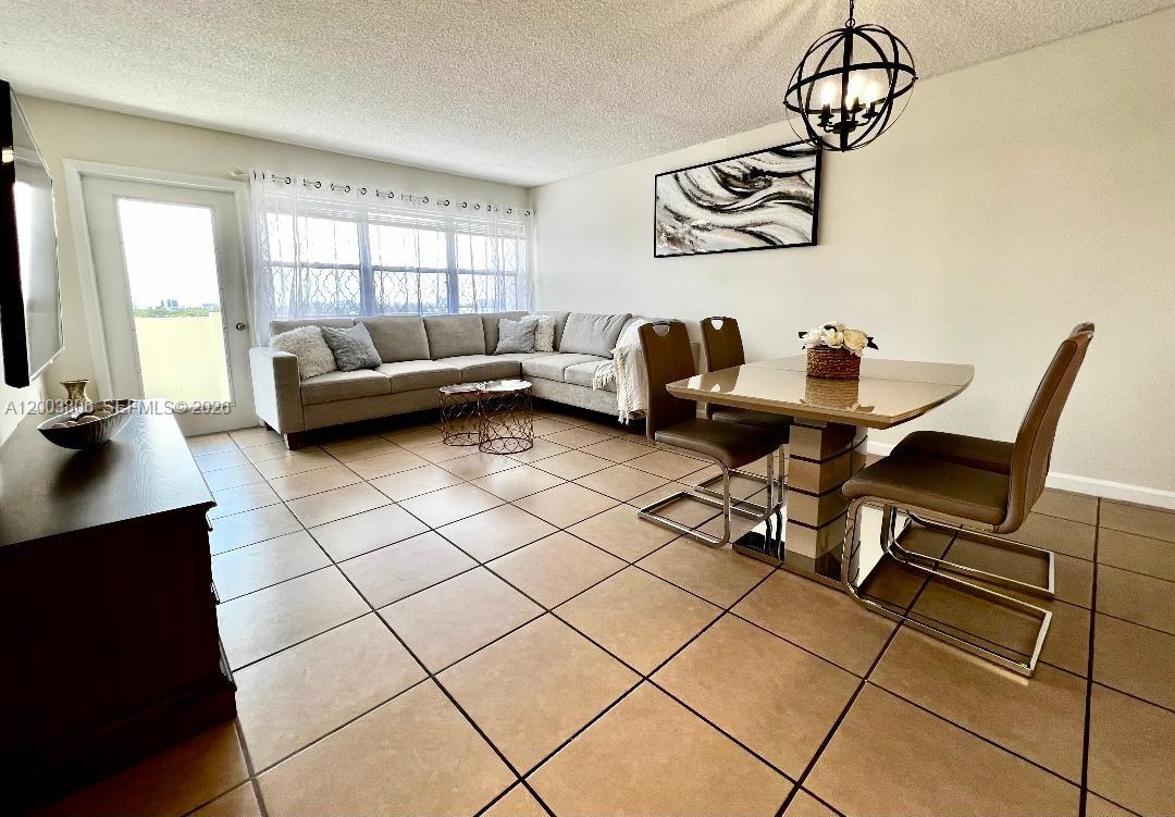 401 Golden Isles Dr 1011 Property Photo 6