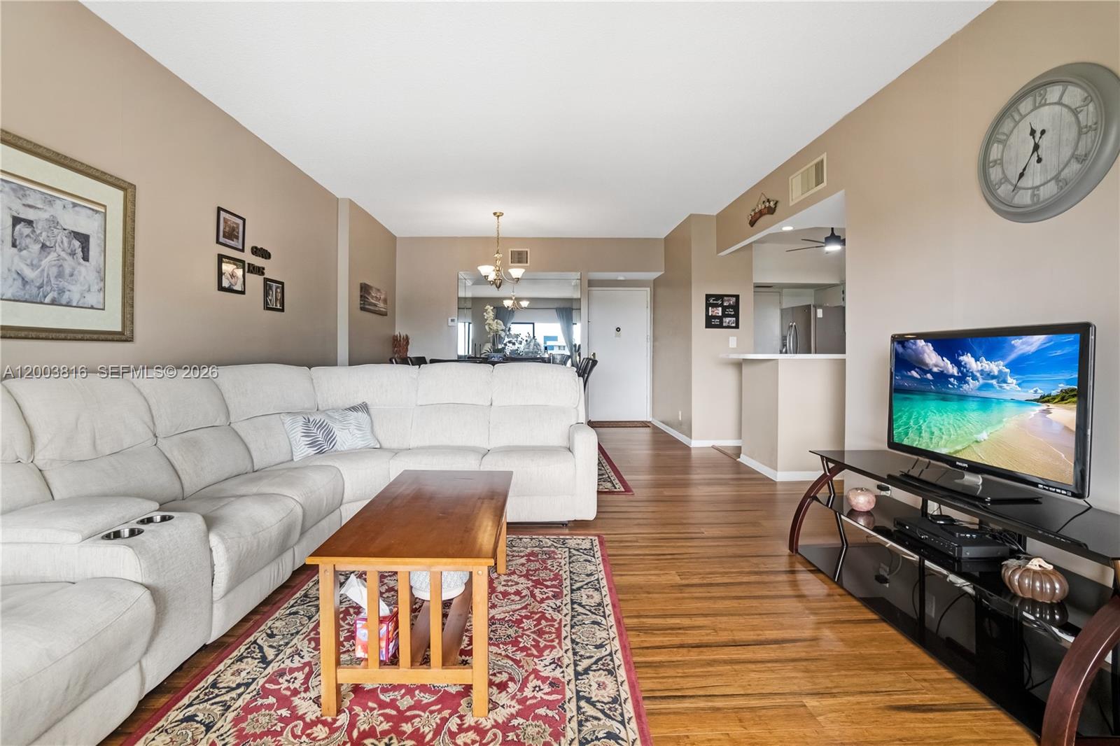 4330 Hillcrest Dr 1017 Property Photo 20