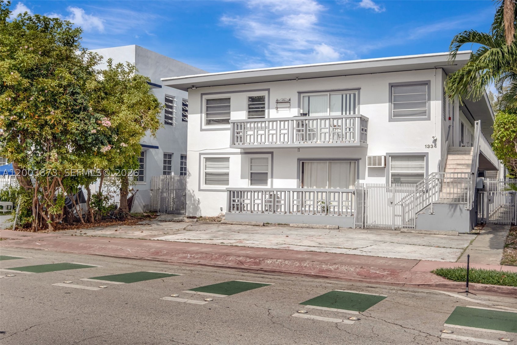 1334 Euclid Ave 8 Property Photo 1