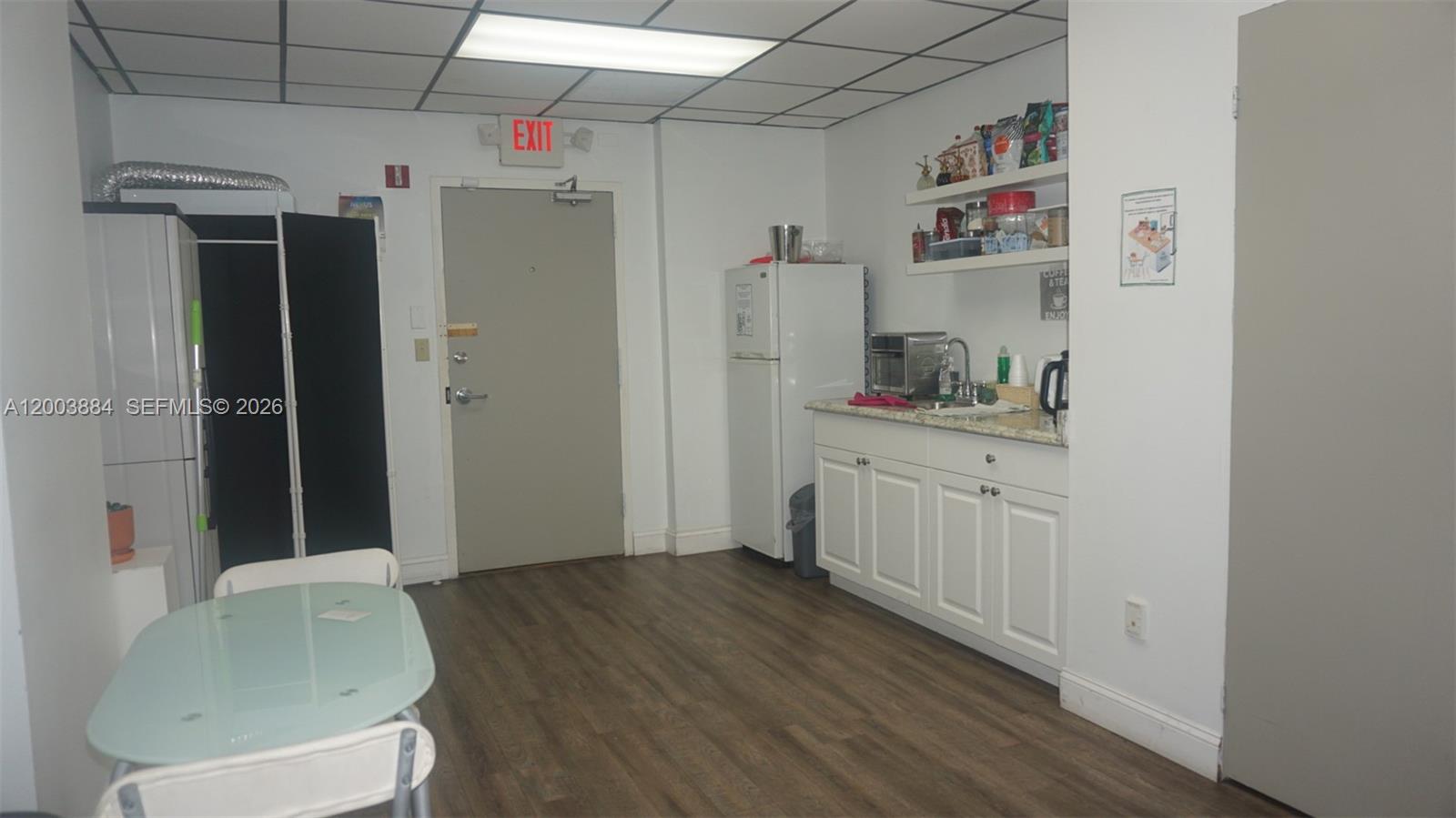 1250 E Hallandale Beach Blvd Property Photo 5