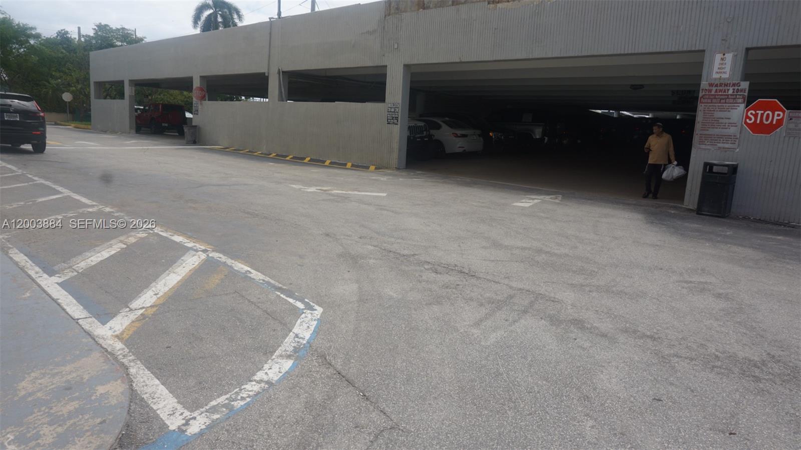 1250 E Hallandale Beach Blvd Property Photo 27