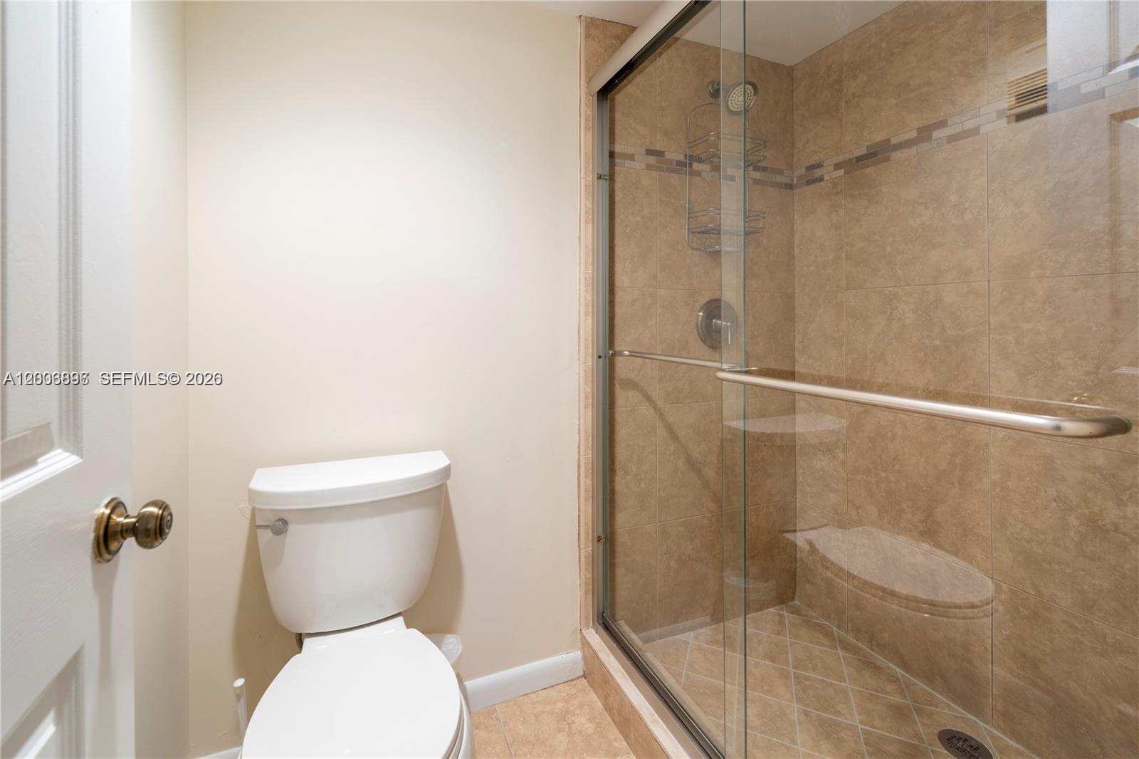 1530 Whitehall Dr 302 Property Photo 10