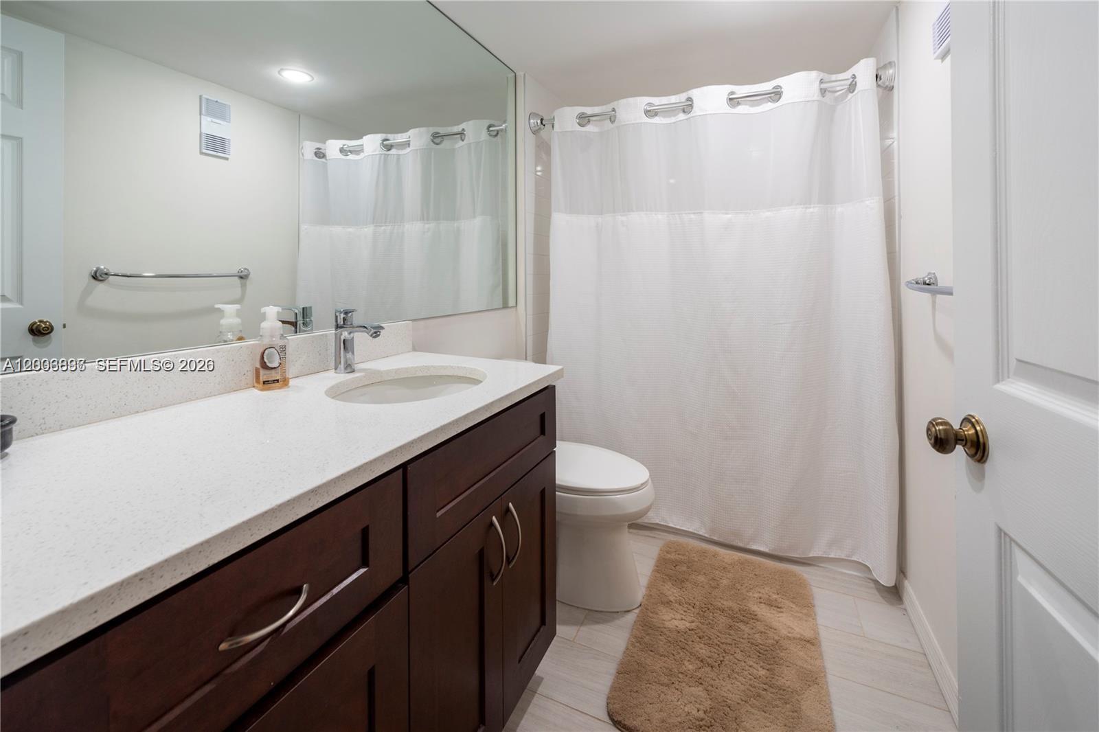 1530 Whitehall Dr 302 Property Photo 14