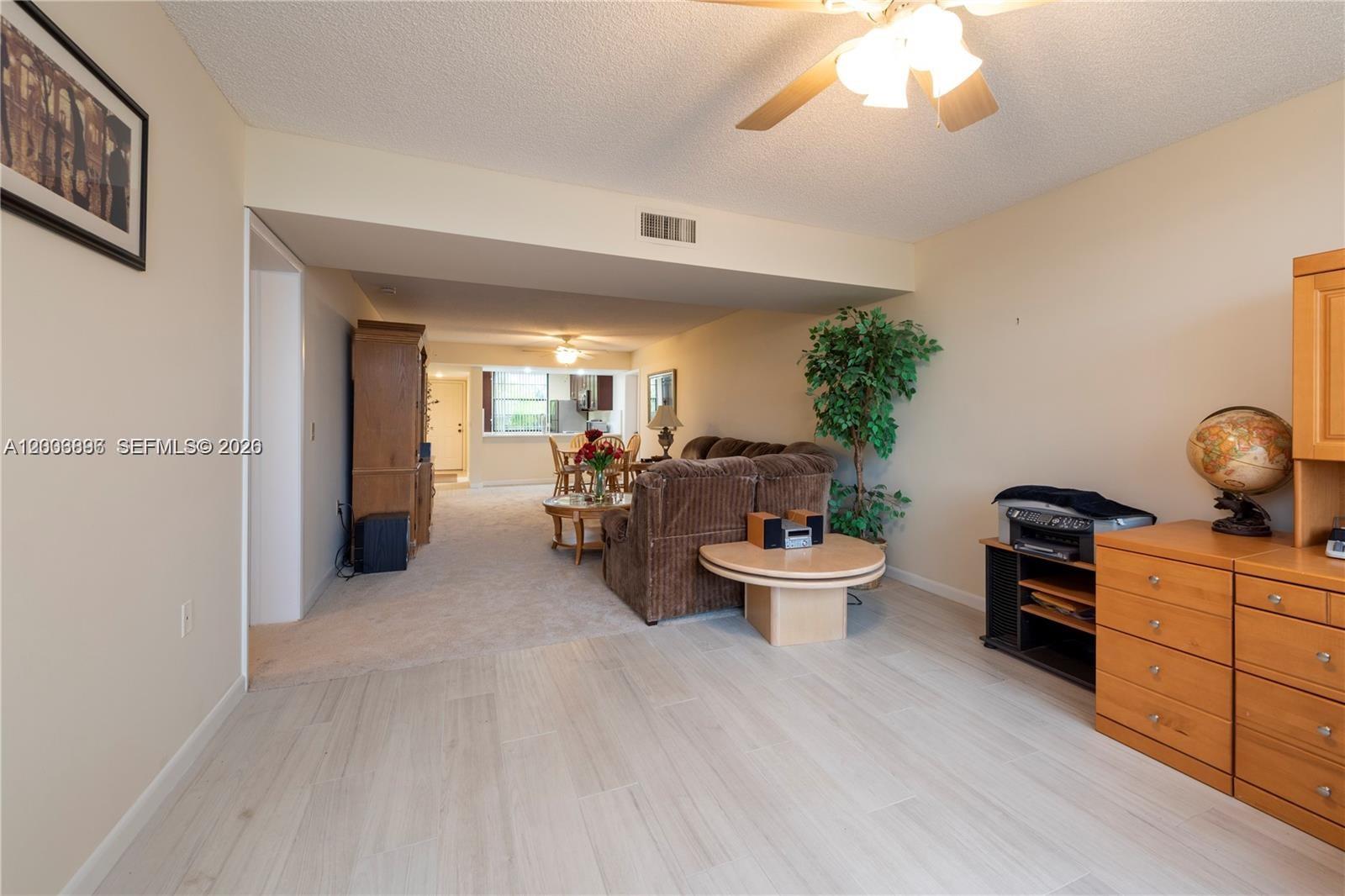 1530 Whitehall Dr 302 Property Photo 17