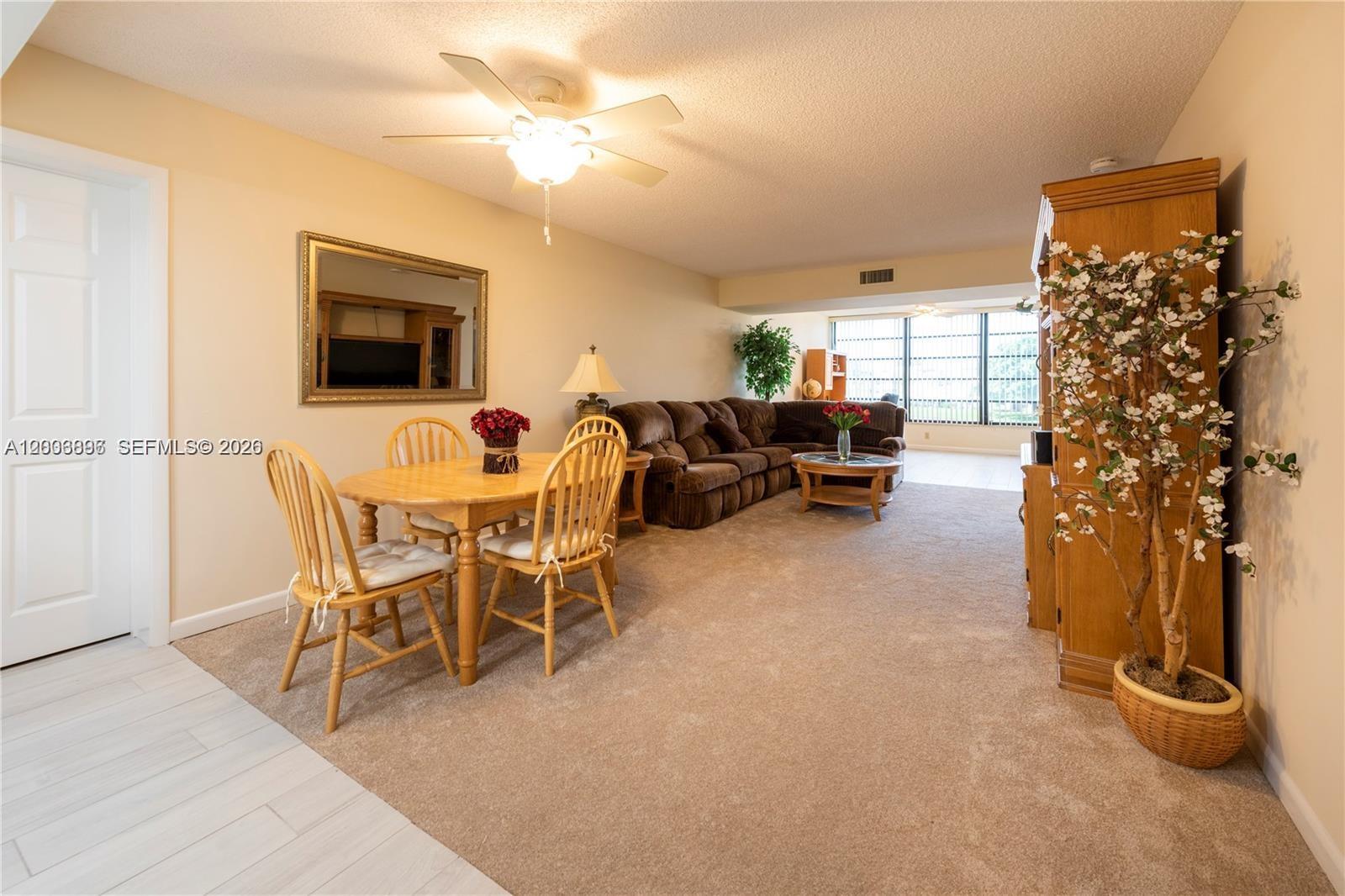 1530 Whitehall Dr 302 Property Photo 19