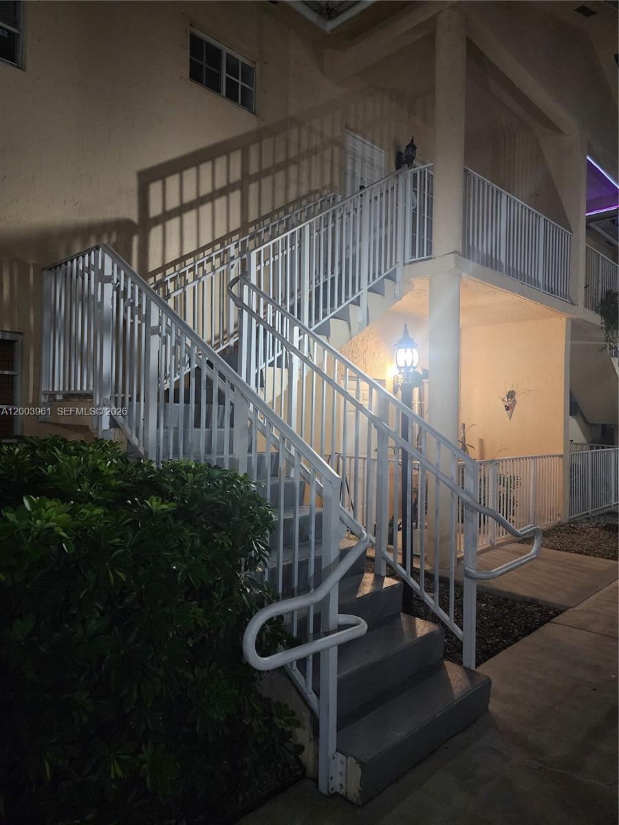 6972 Nw 179th St 203-4 Property Photo 10