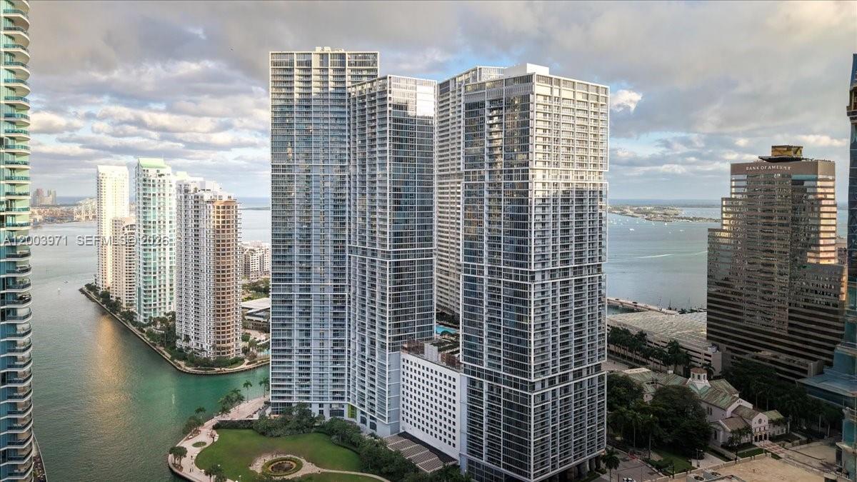 465 Brickell Ave 3804 Property Photo 1
