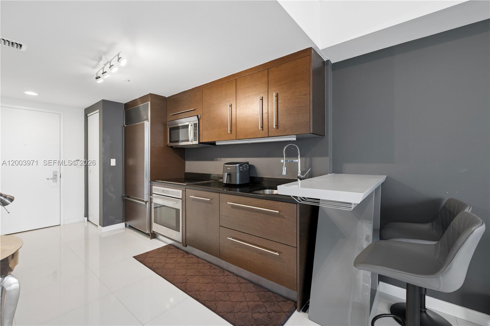 465 Brickell Ave 3804 Property Photo 10