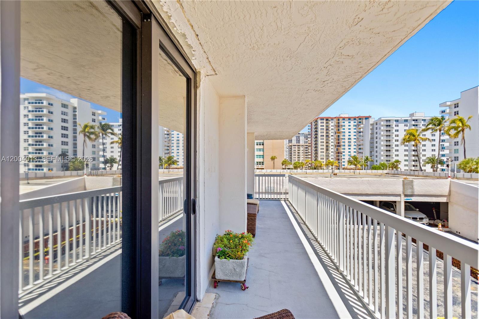1500 S Ocean Dr 2g Property Photo 43