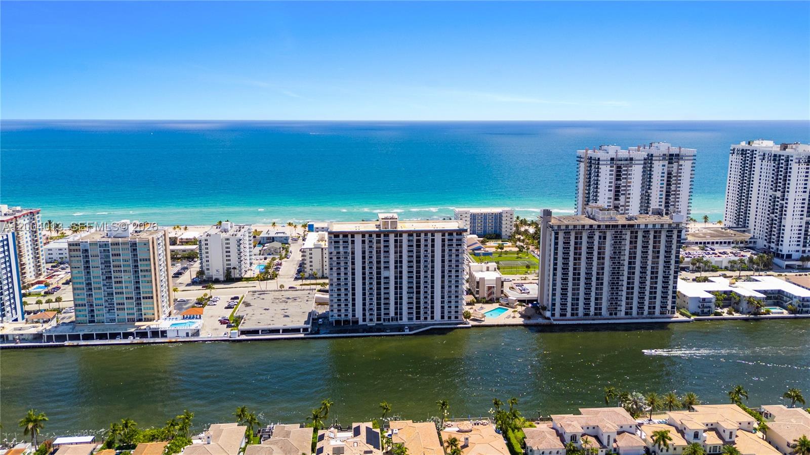 1500 S Ocean Dr 2g Property Photo 59