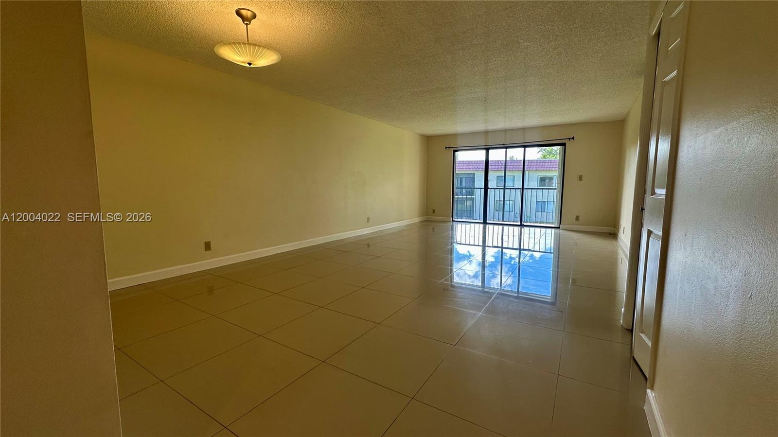 16210 Laurel Dr 203 Property Photo 5