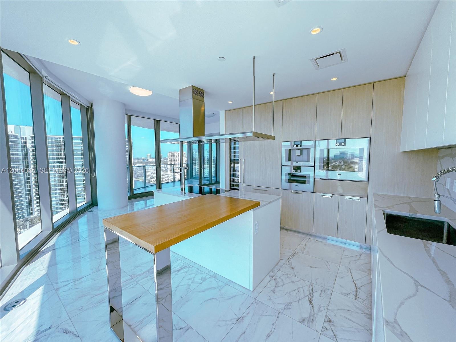 15701 Collins Ave 1205 Property Photo 10