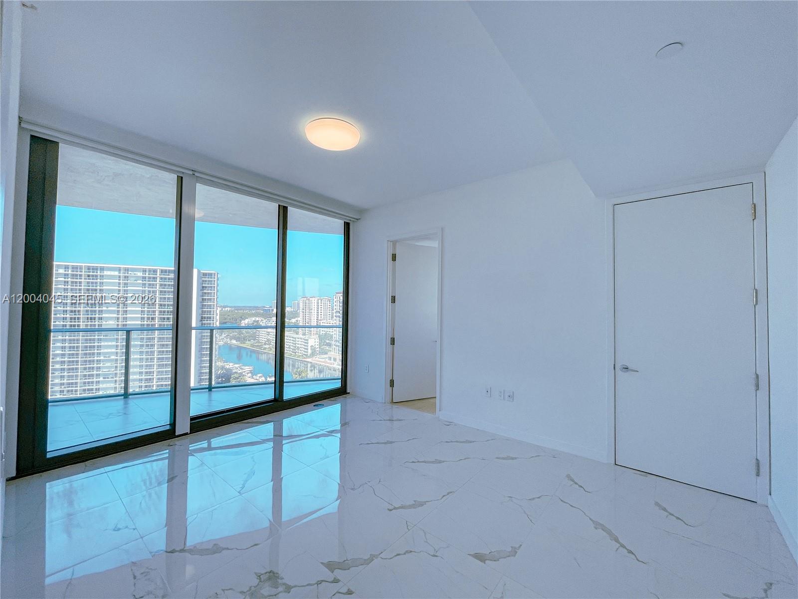 15701 Collins Ave 1205 Property Photo 18