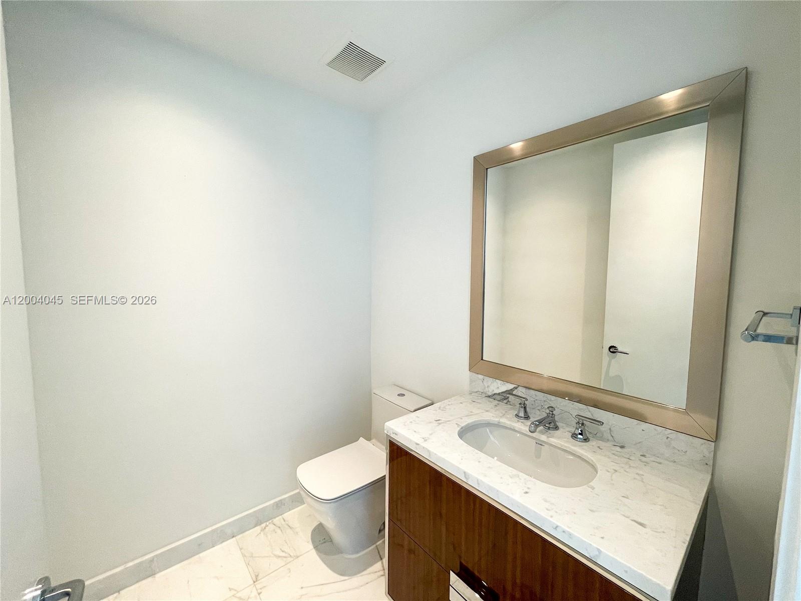 15701 Collins Ave 1205 Property Photo 23