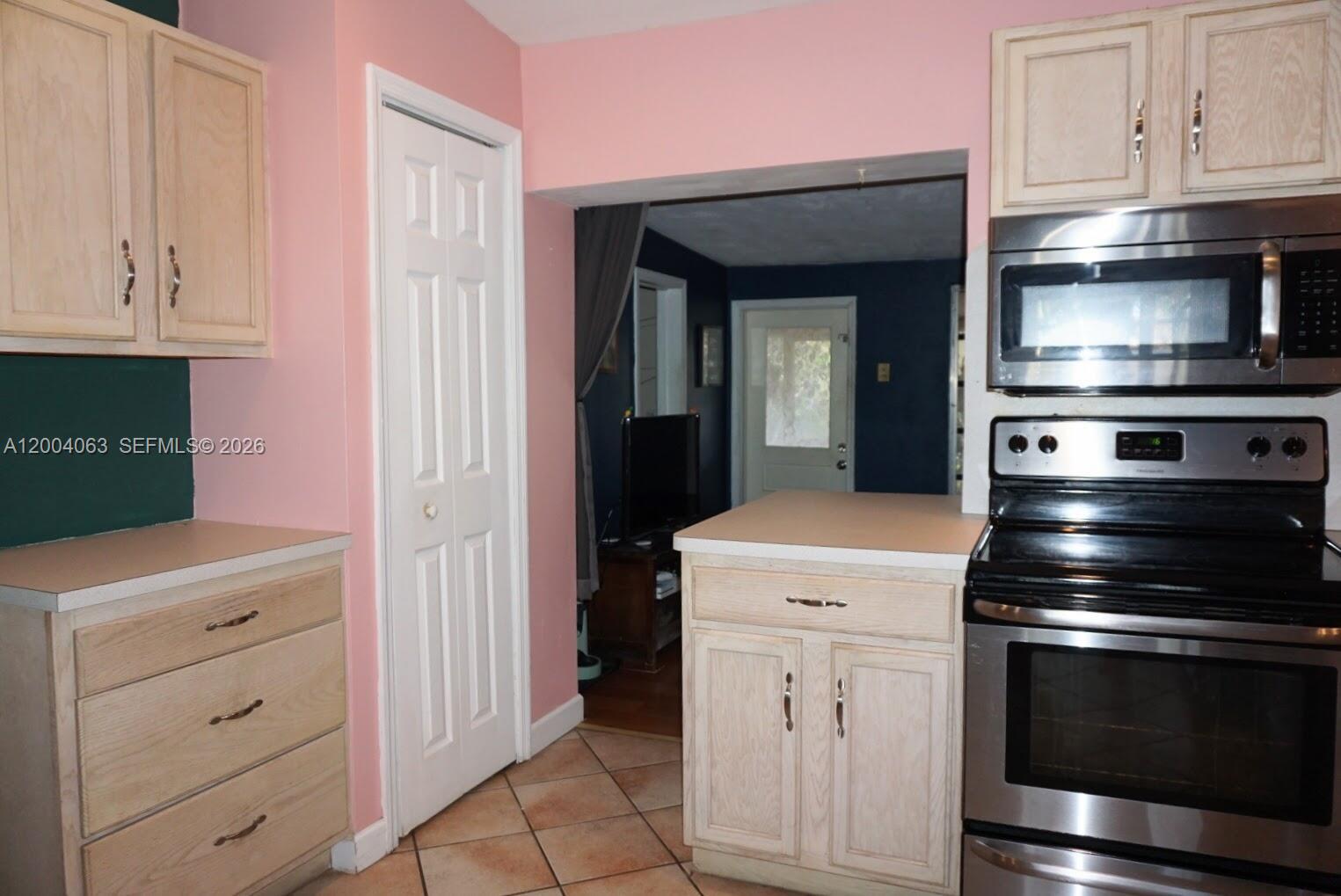 229 2nd Rd Property Photo 36