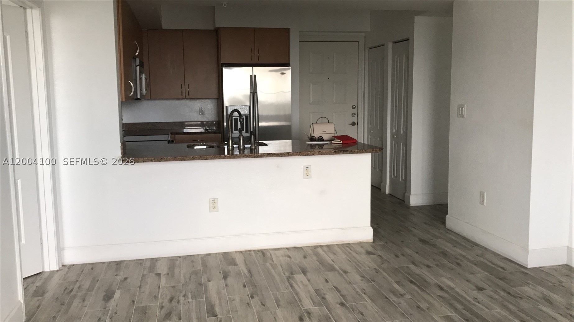 1830 Radius Dr 407 Property Photo 1