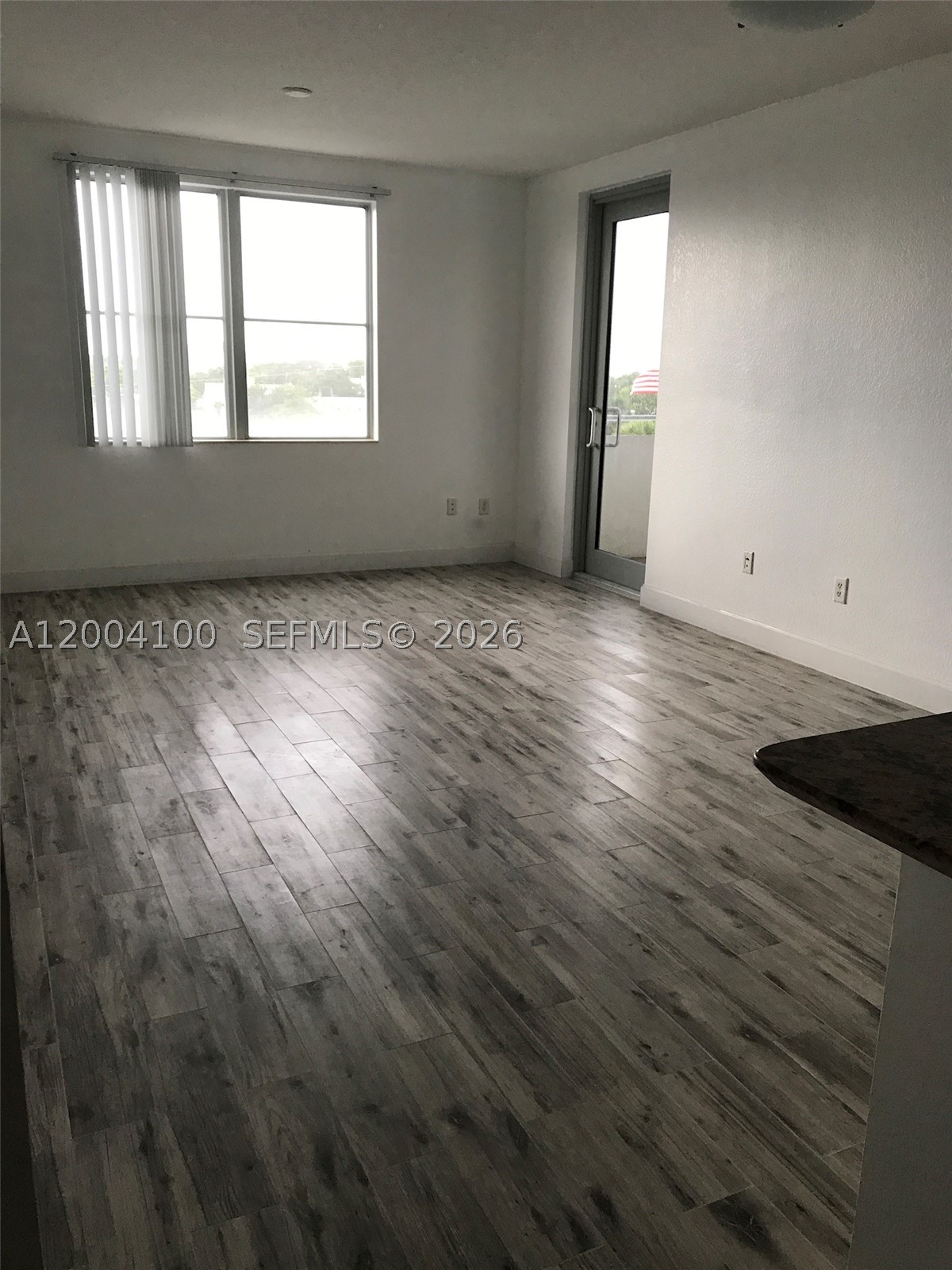 1830 Radius Dr 407 Property Photo 4