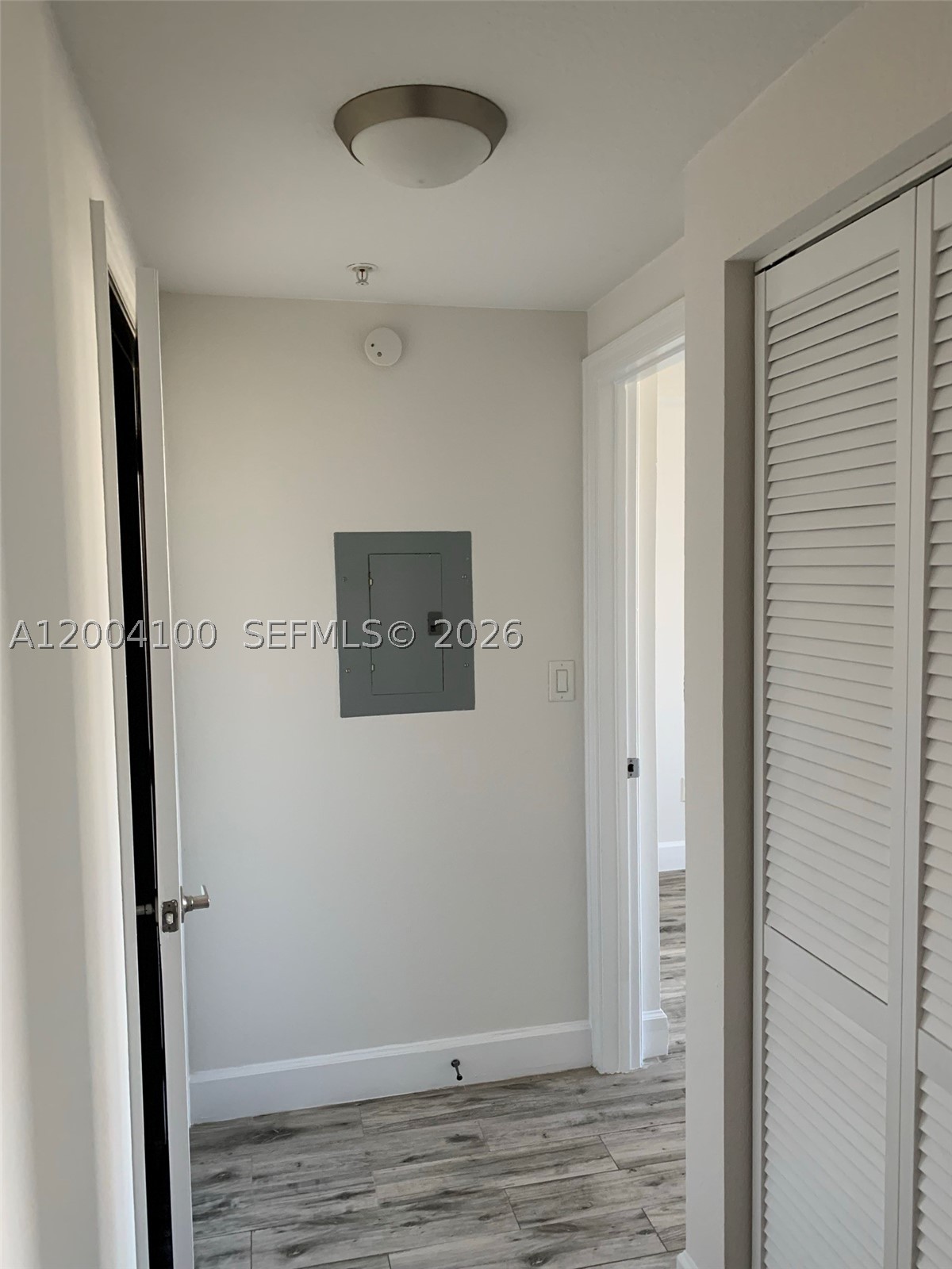 1830 Radius Dr 407 Property Photo 16