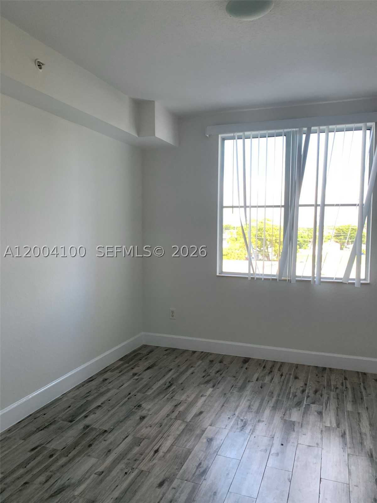 1830 Radius Dr 407 Property Photo 17