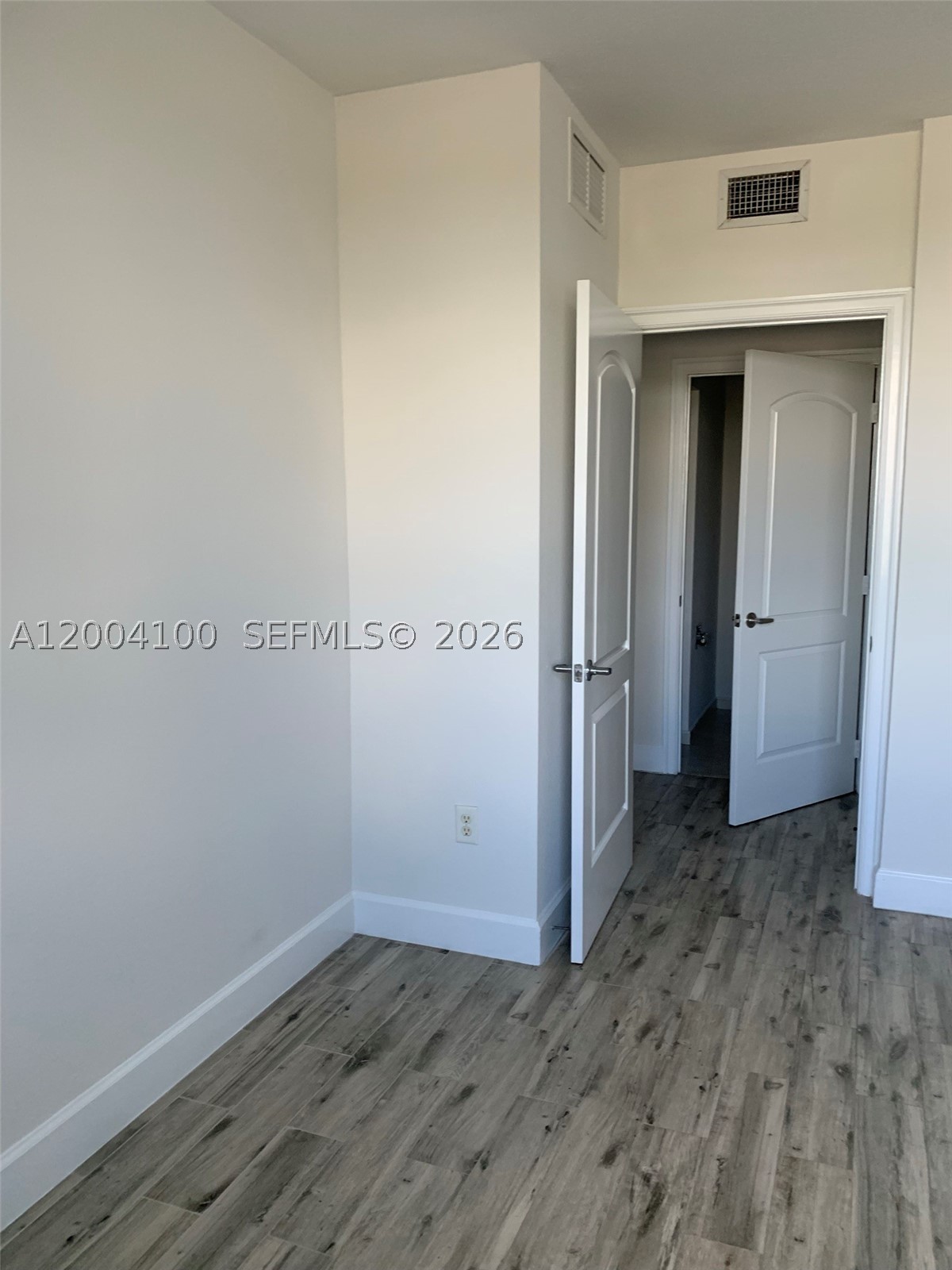 1830 Radius Dr 407 Property Photo 19