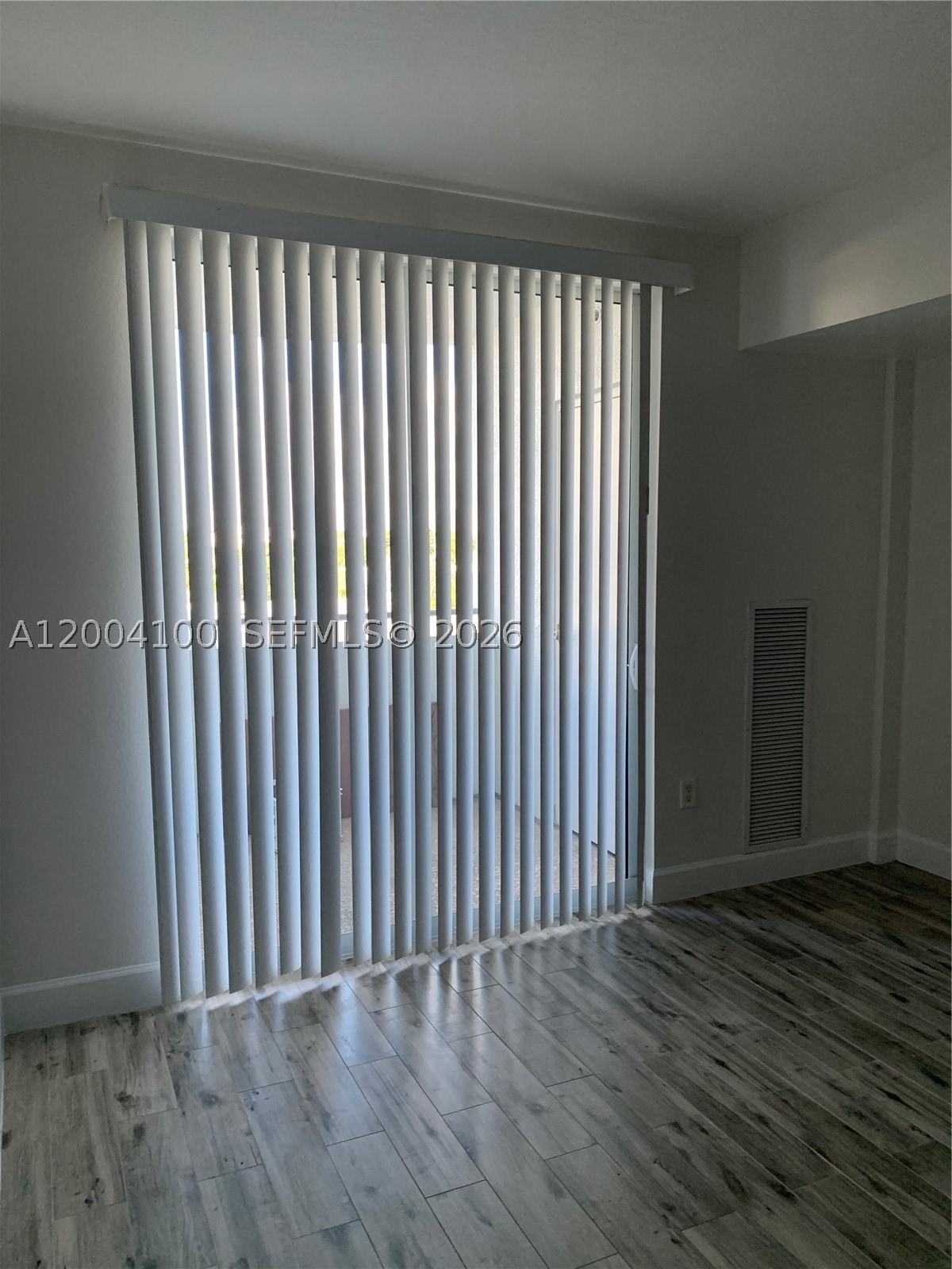 1830 Radius Dr 407 Property Photo 26