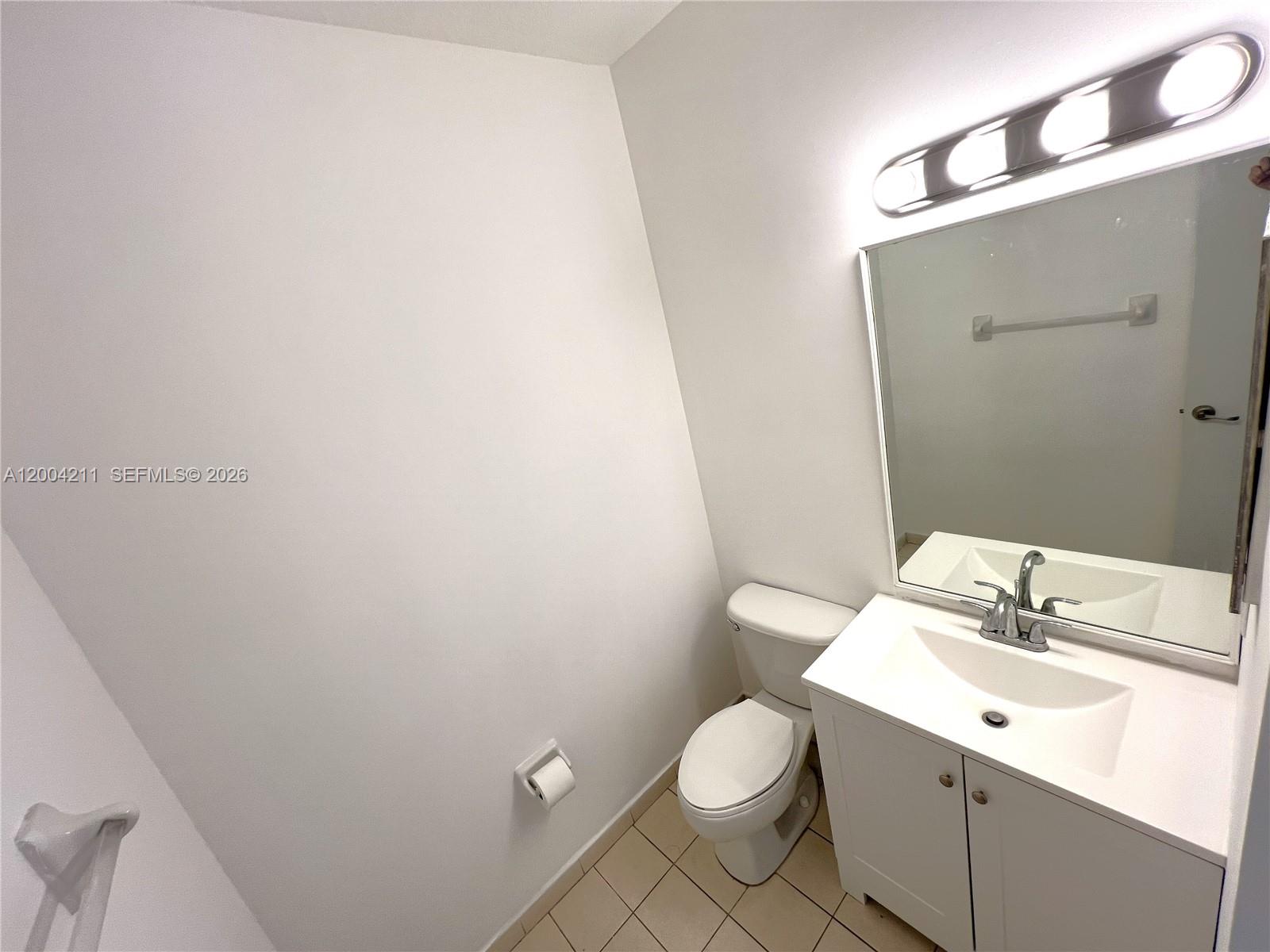 2914 Se 15th Ter Property Photo 7