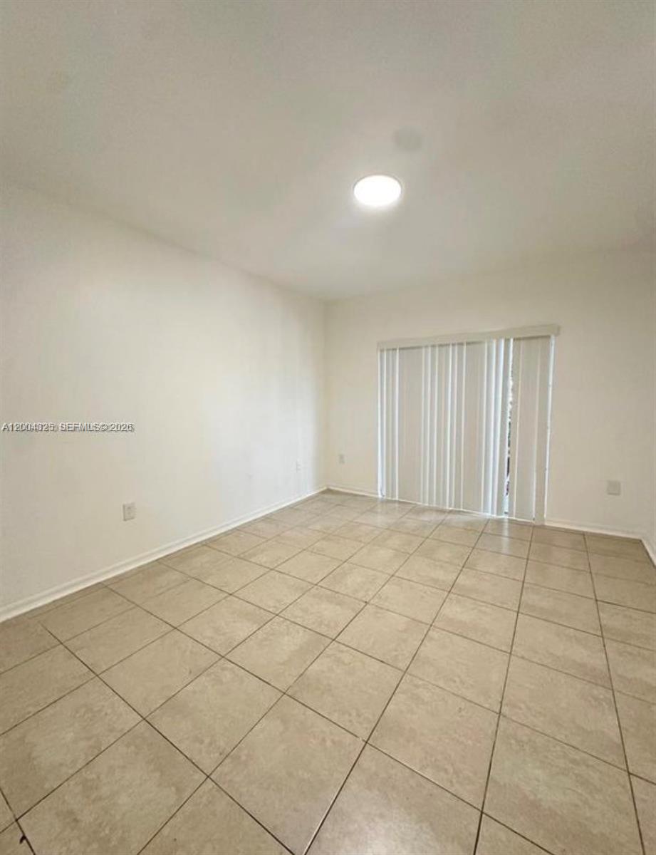 941 Sw 6th Pl Property Photo 6