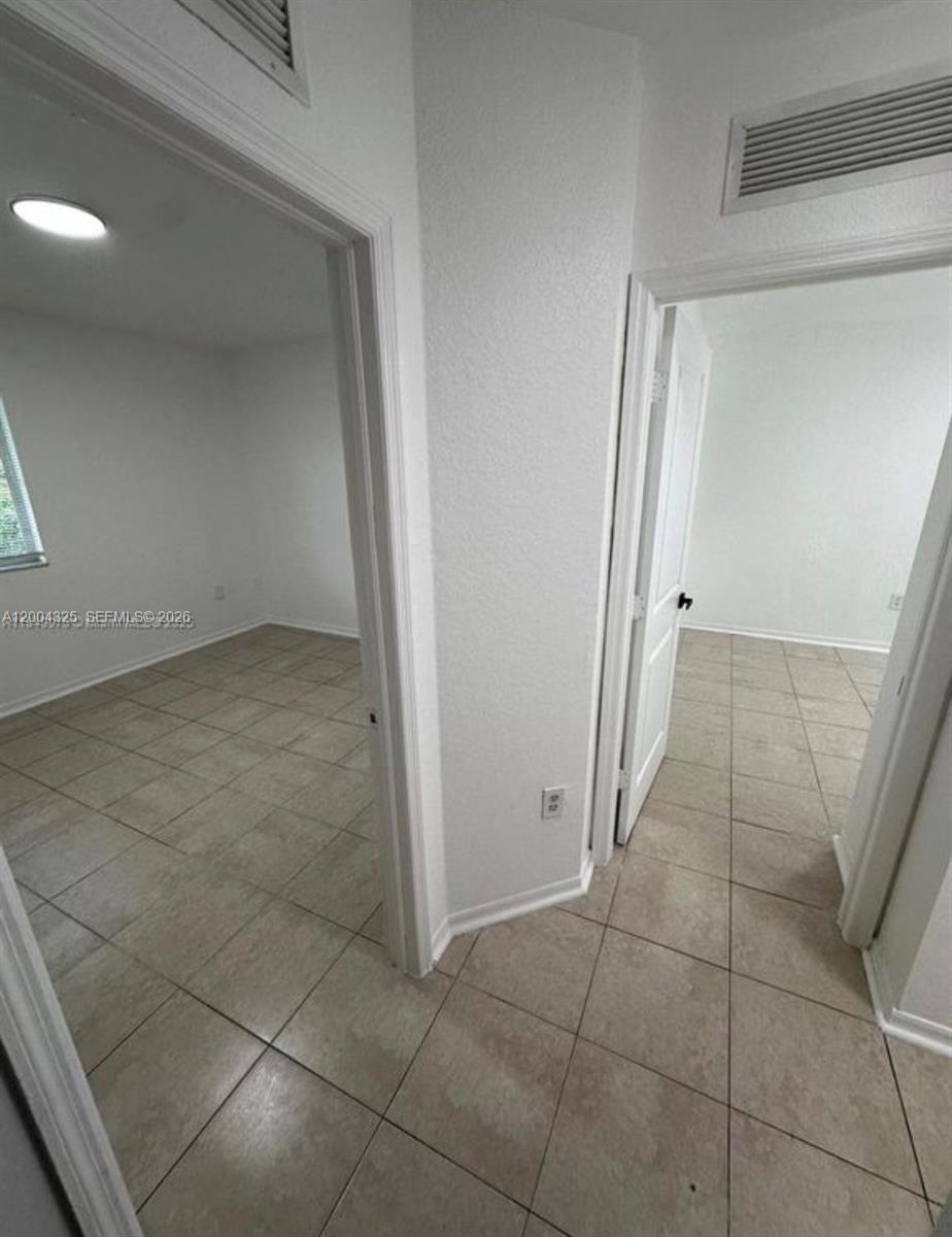 941 Sw 6th Pl Property Photo 13