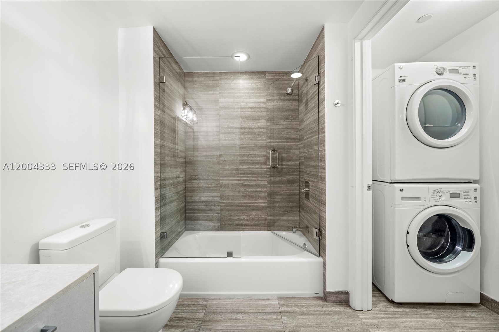 1010 Brickell Ave 3904 Property Photo 11