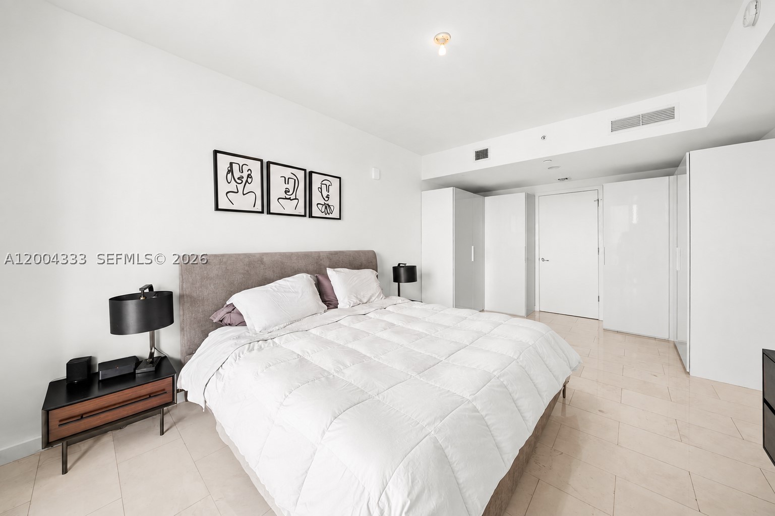 1010 Brickell Ave 3904 Property Photo 13