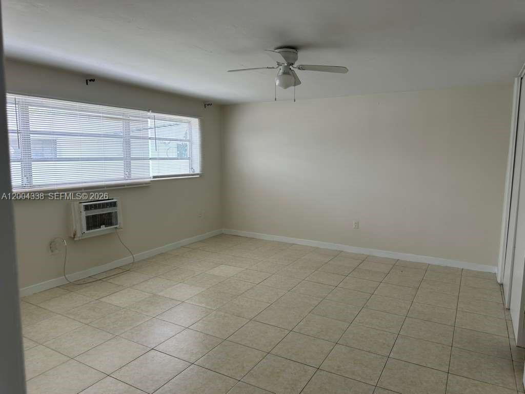 11925 Ne 19th Dr 8 Property Photo 4