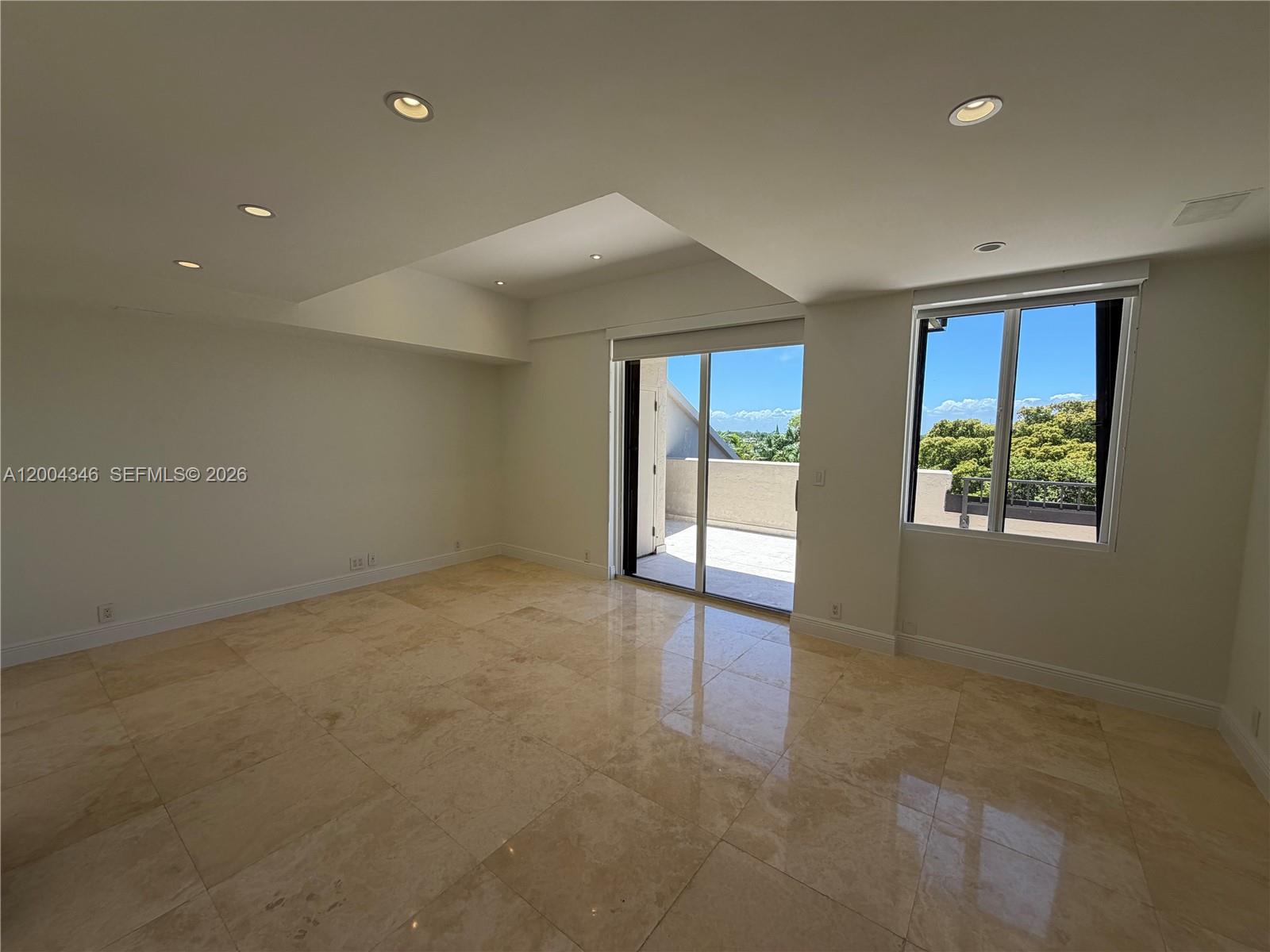 151 Crandon Blvd 444 Property Photo 11