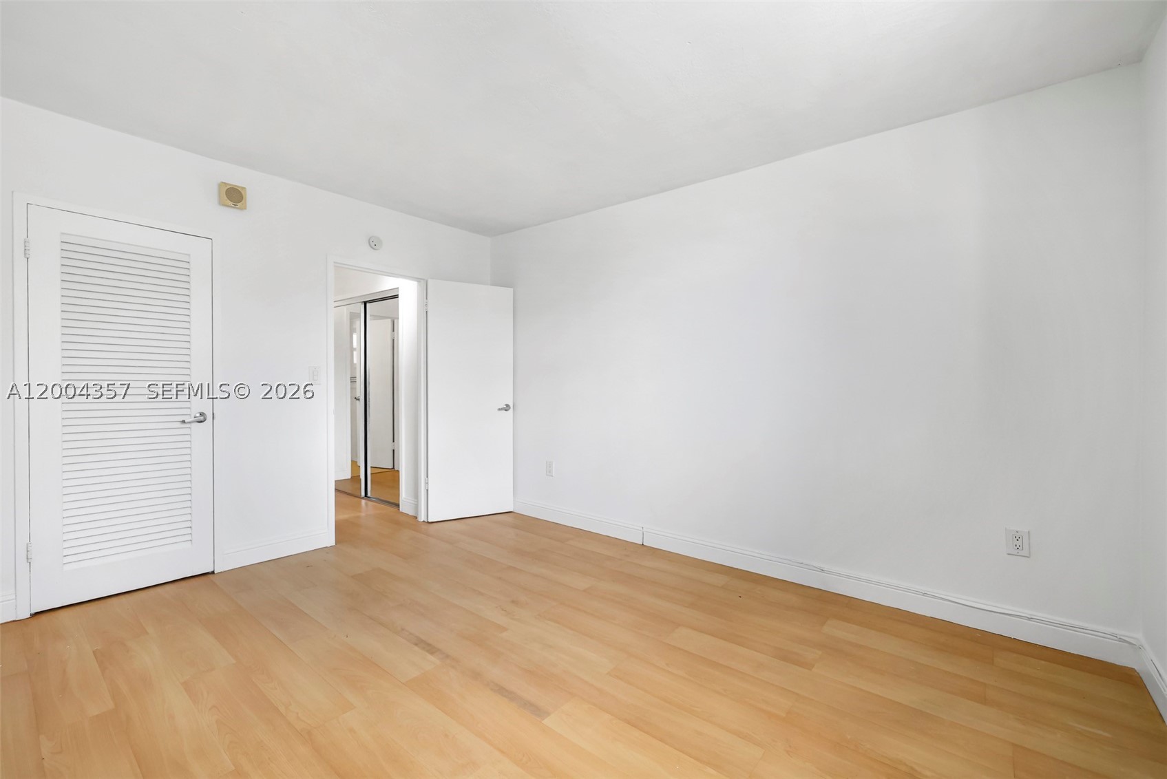 1300 Lincoln Rd B402 Property Photo 19