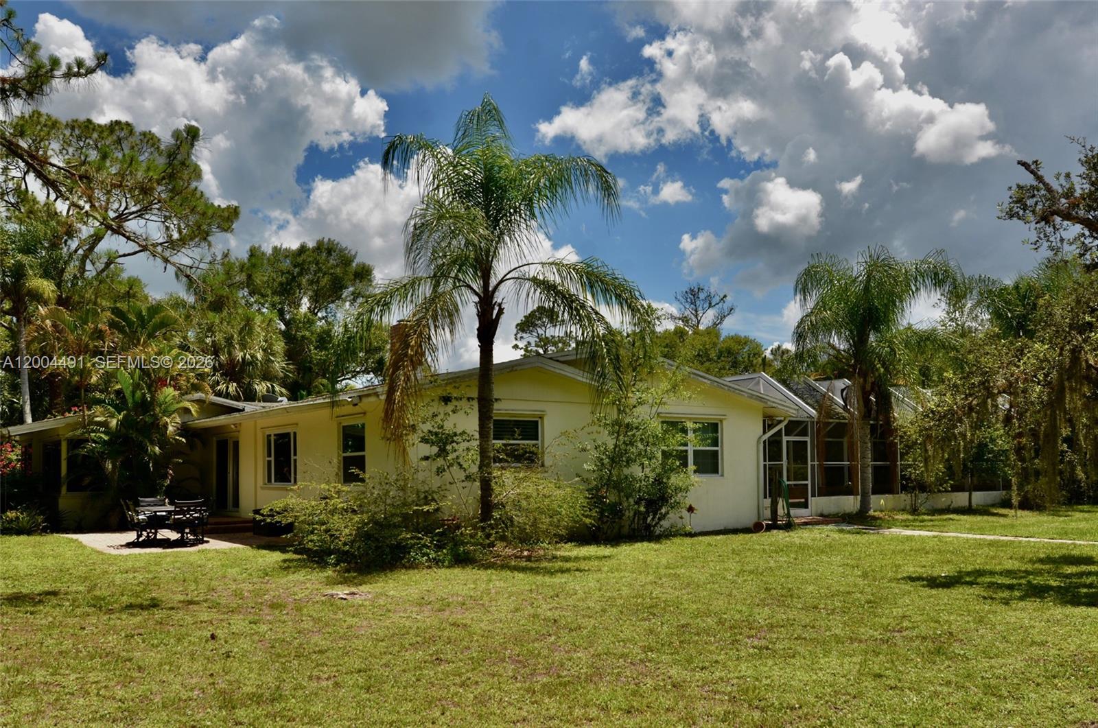 18220 Elmwood Property Photo 8