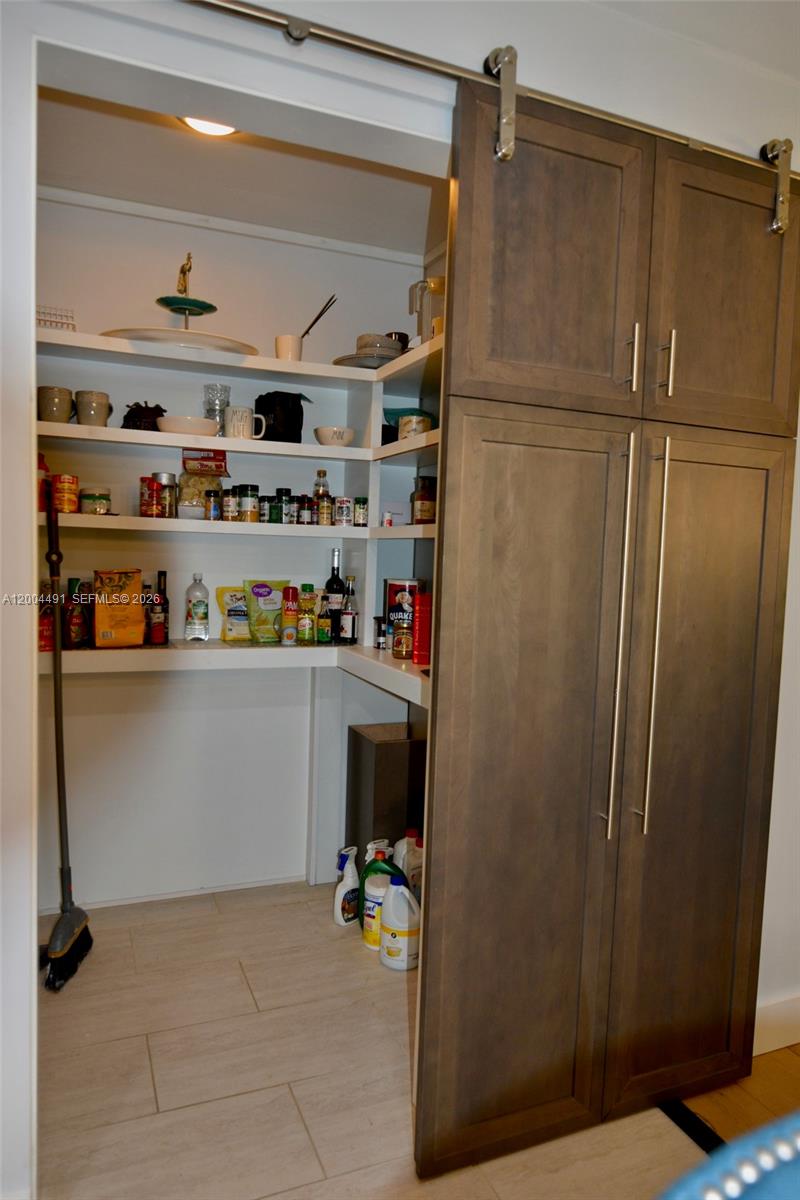 18220 Elmwood Property Photo 59